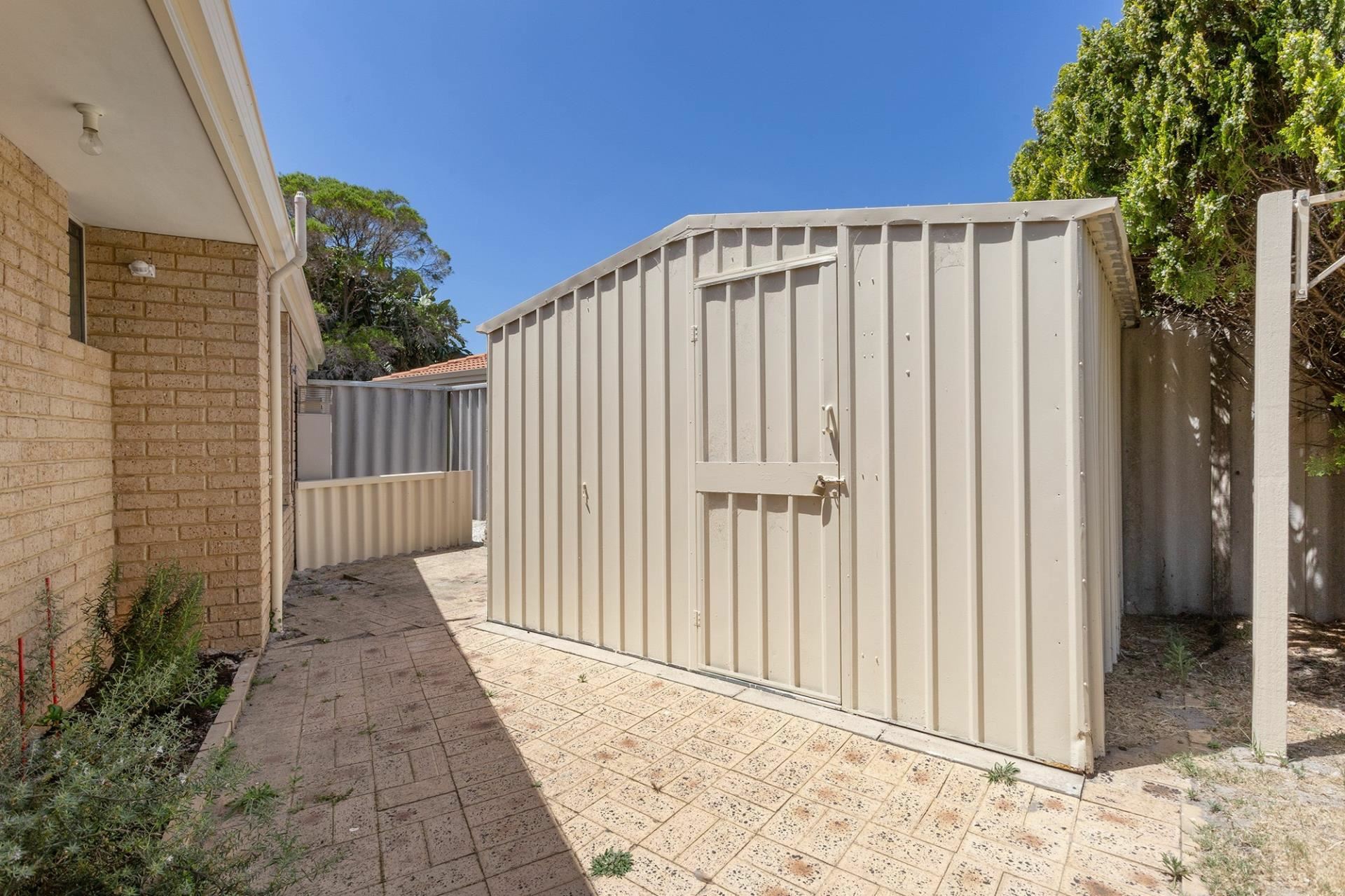 2/8 Phillips Court, KIARA