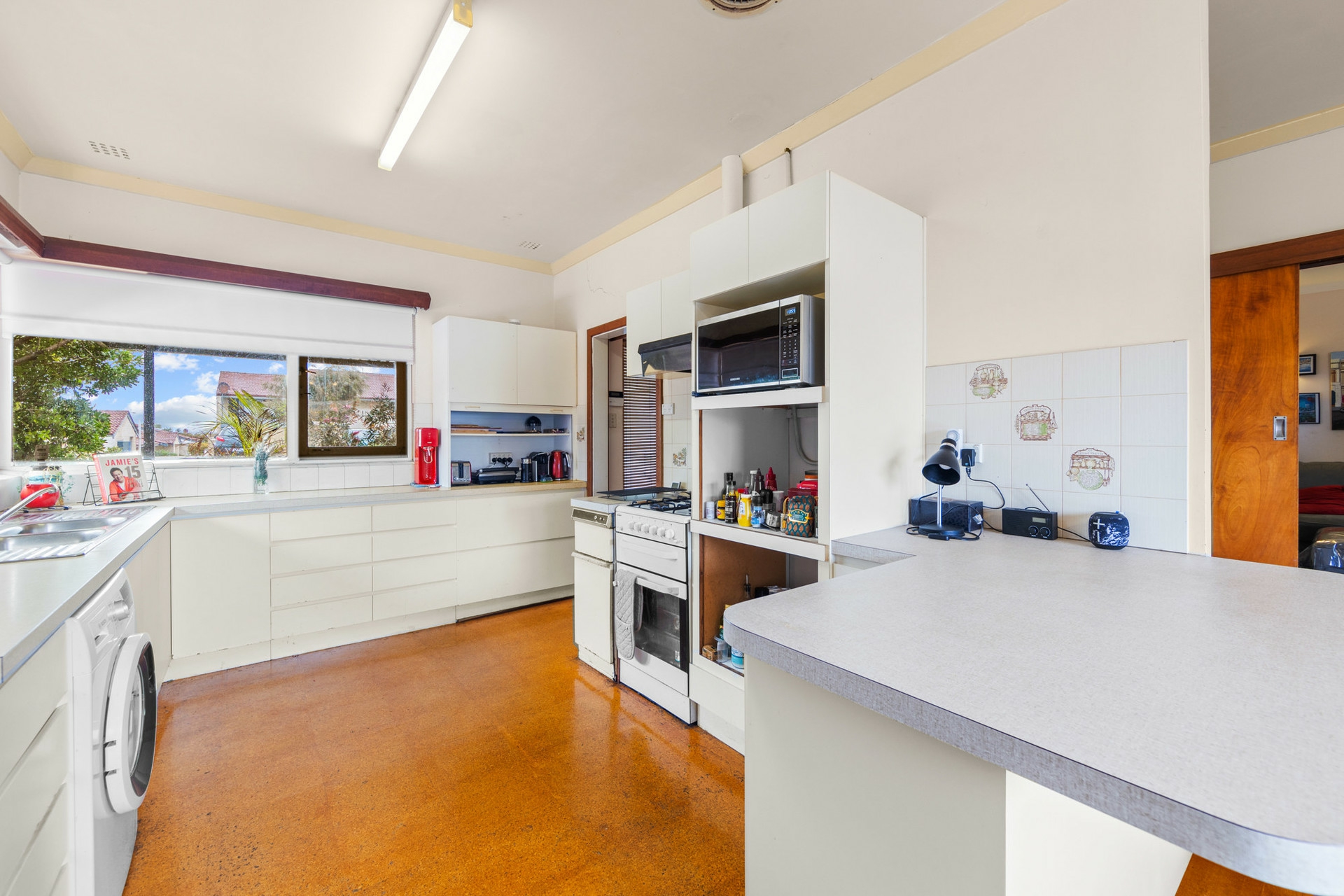 98 Hastings Street, SCARBOROUGH