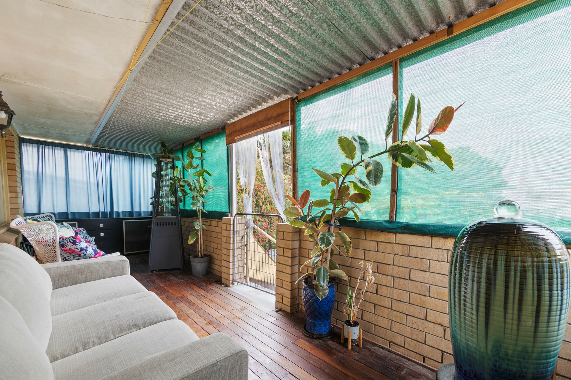 98 Hastings Street, SCARBOROUGH
