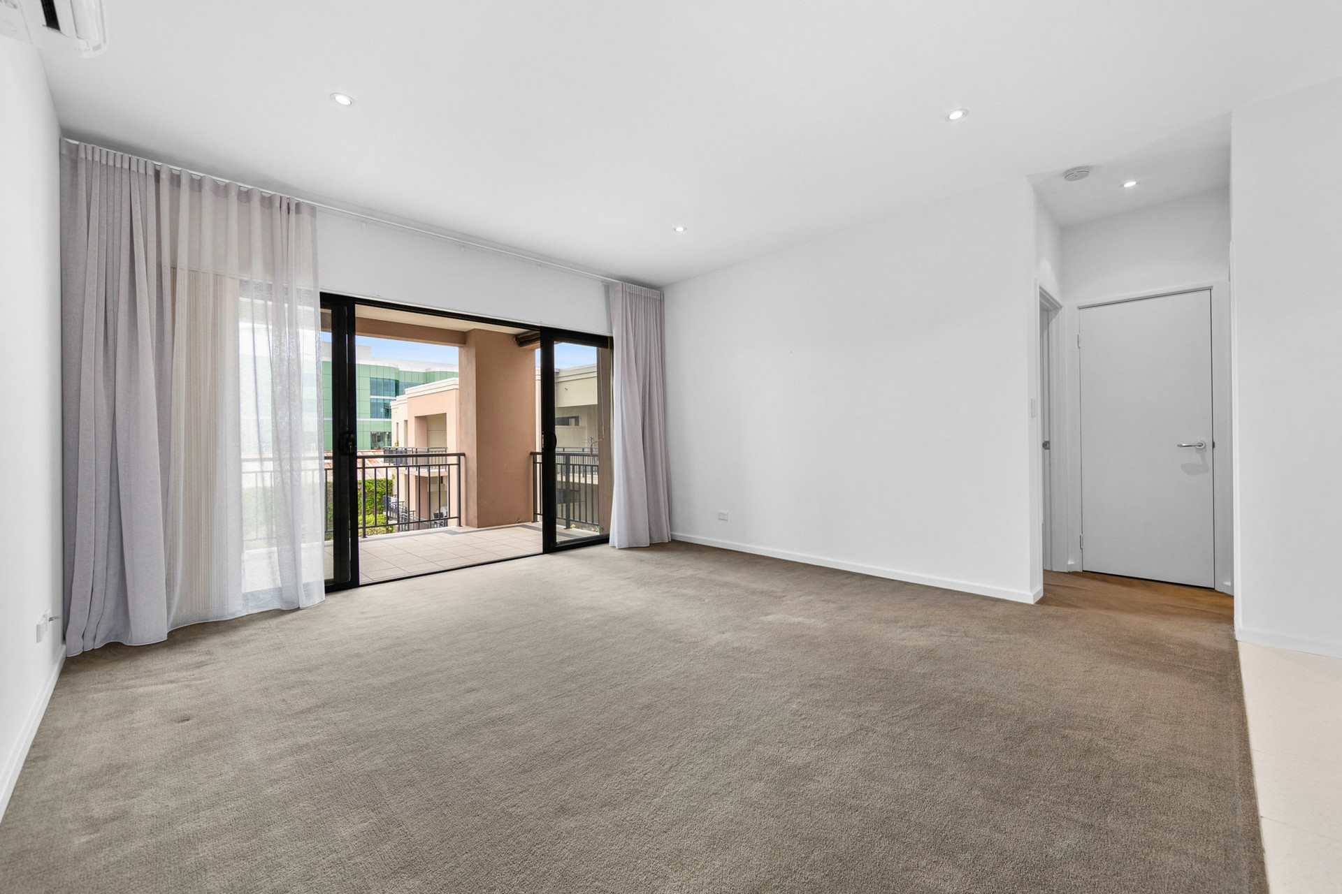 39/1 Roydhouse Street, SUBIACO