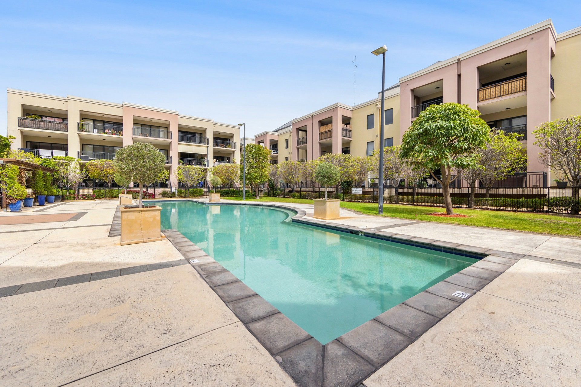 39/1 Roydhouse Street, SUBIACO