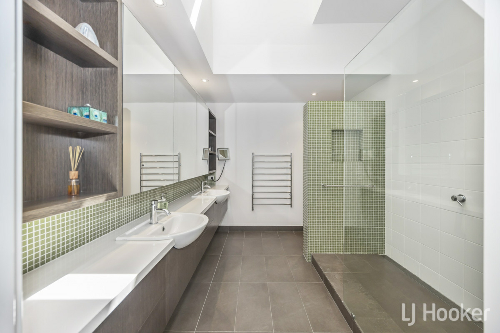 44B Cunningham Terrace, DAGLISH