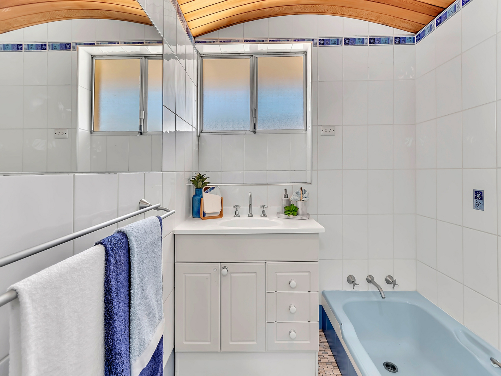 504 Morley Drive, MORLEY