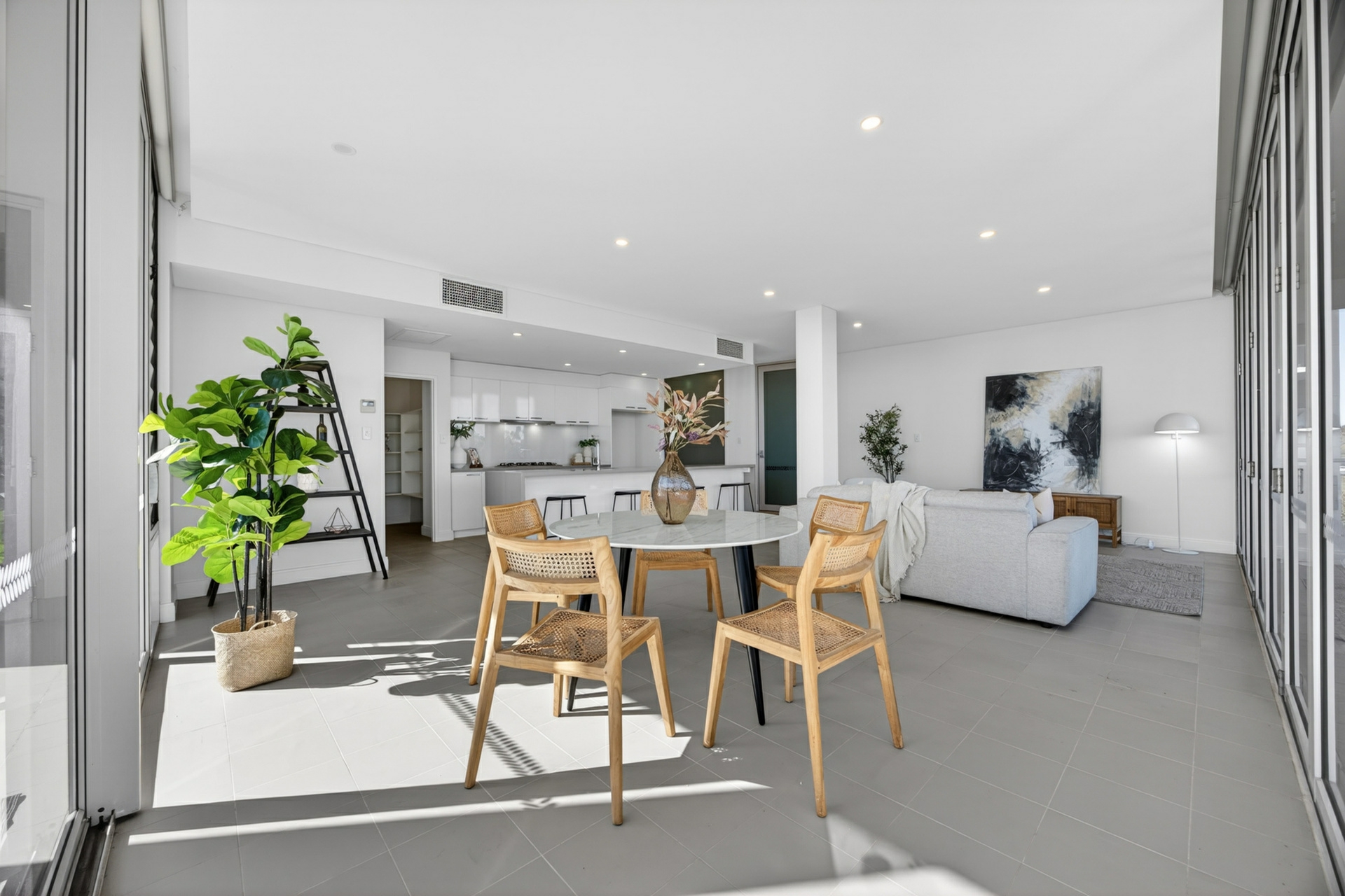 2/58 Kings Park Road — photo 11 of 21
