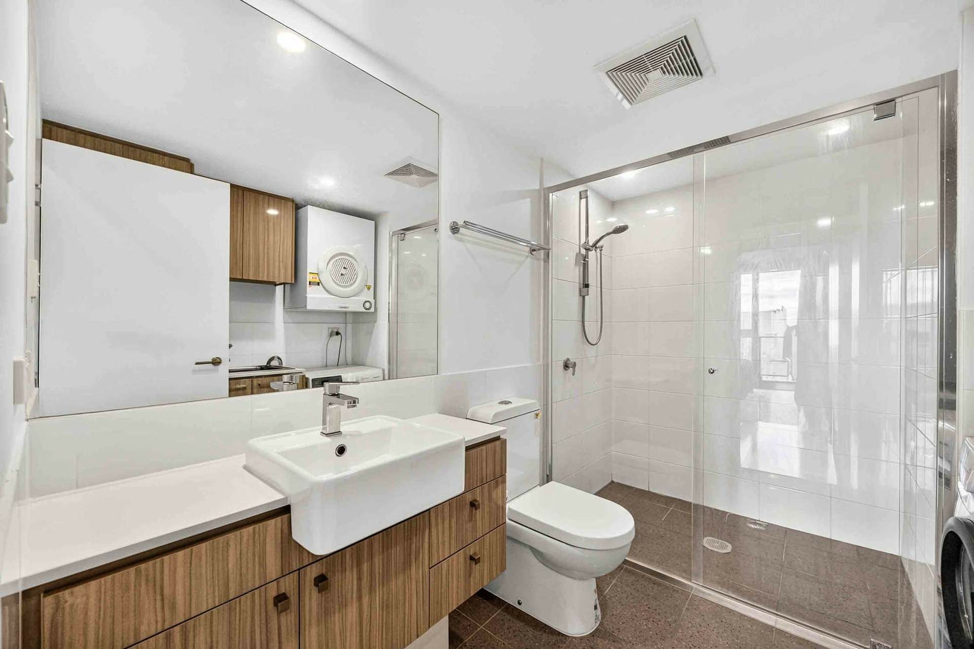 205/26 Hood Street — photo 17 of 25