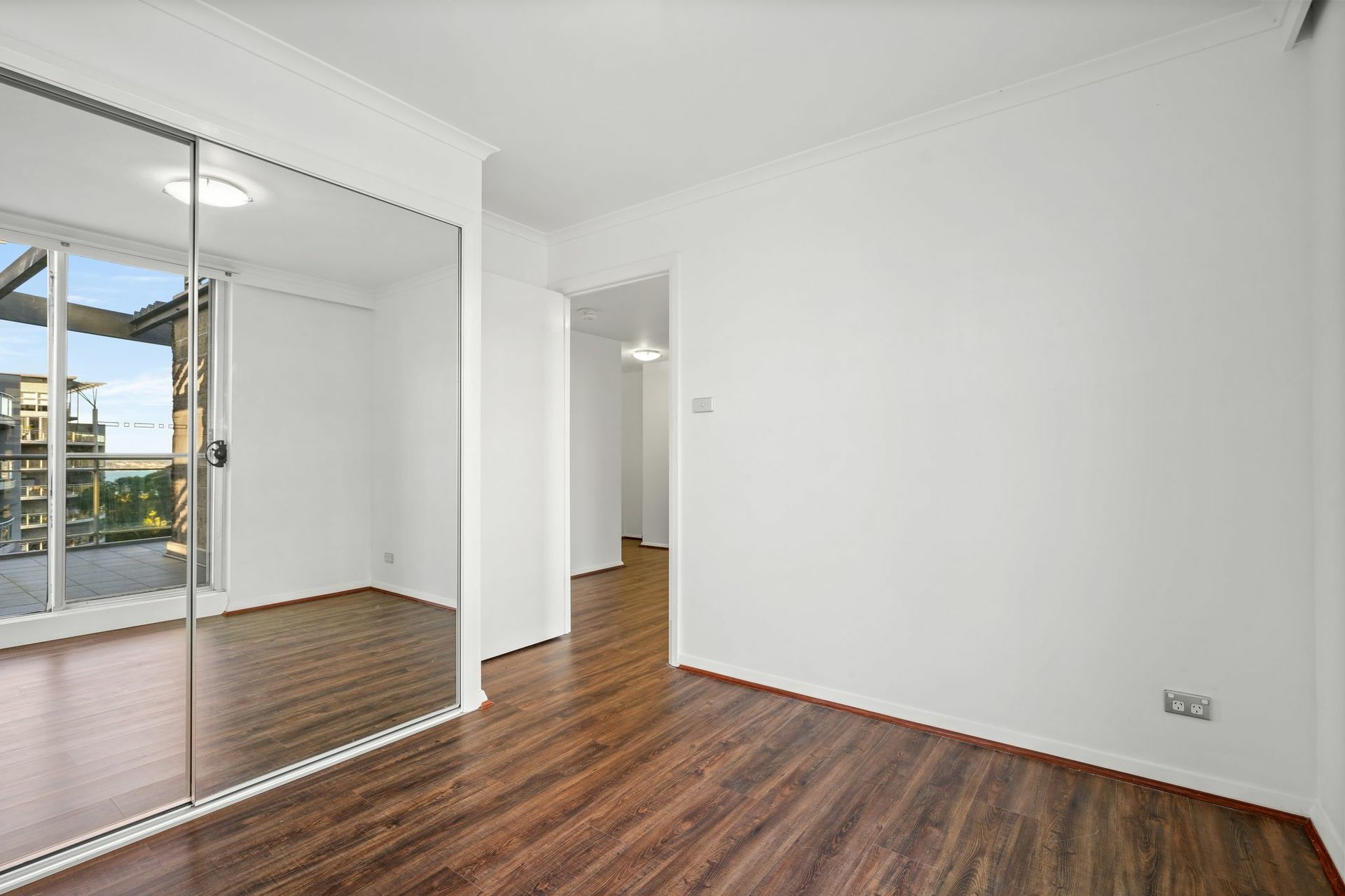 472/80 John Whiteway Drive, GOSFORD