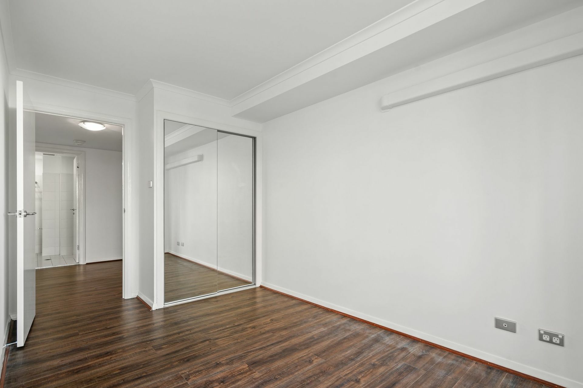 472/80 John Whiteway Drive, GOSFORD