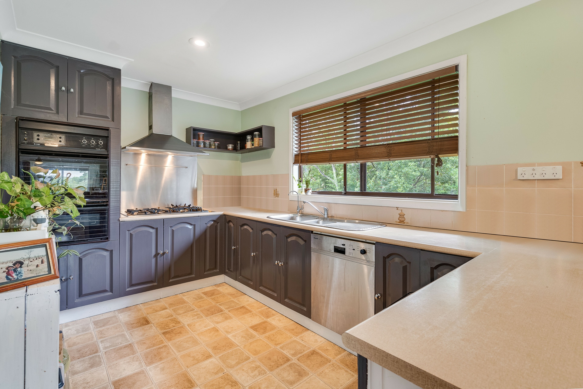 116 Berrys Head Road Wyoming NSW Property Details LJ Hooker