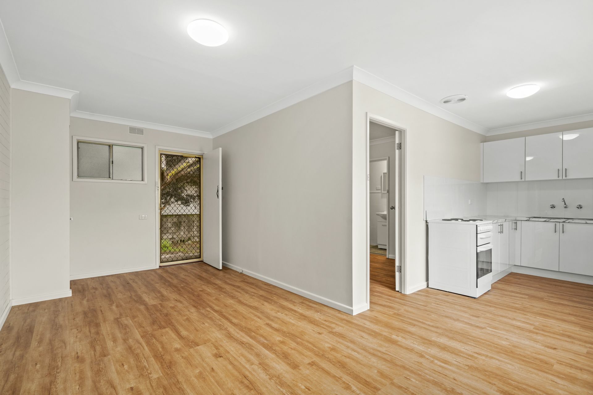 2/140 Faunce Street, GOSFORD