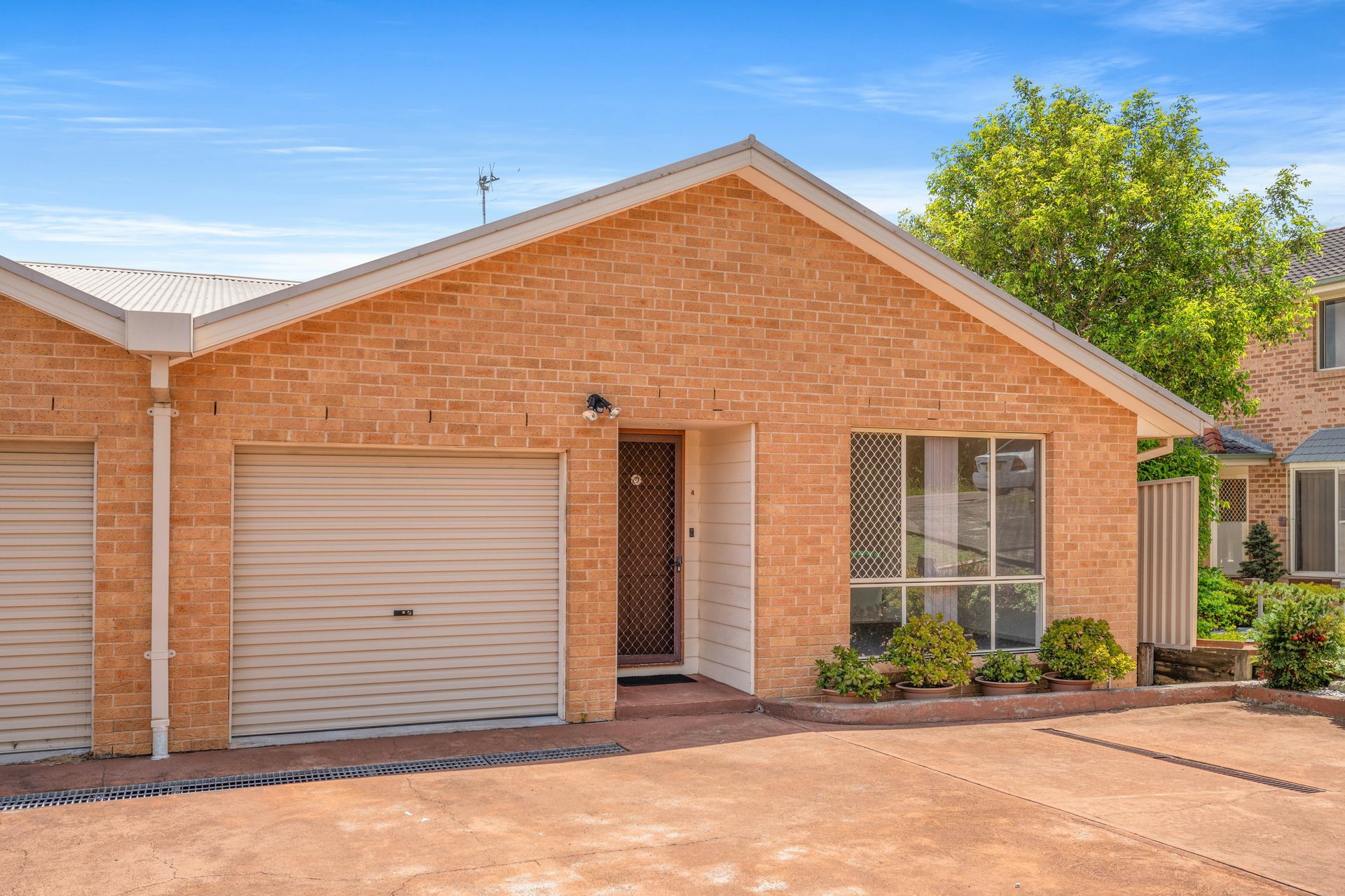 4/22 Hely Street, GOSFORD