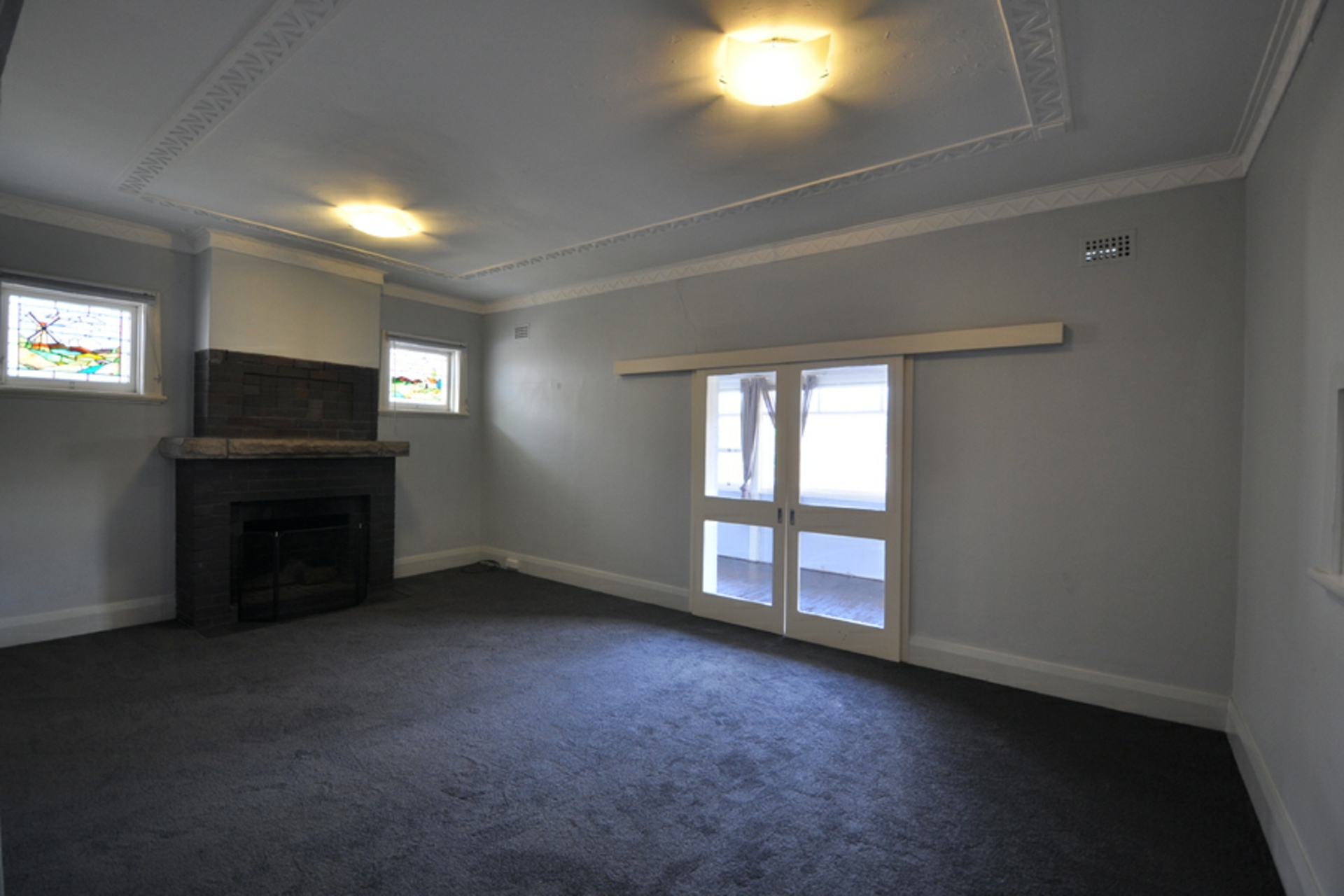 8 York Street — photo 5 of 10