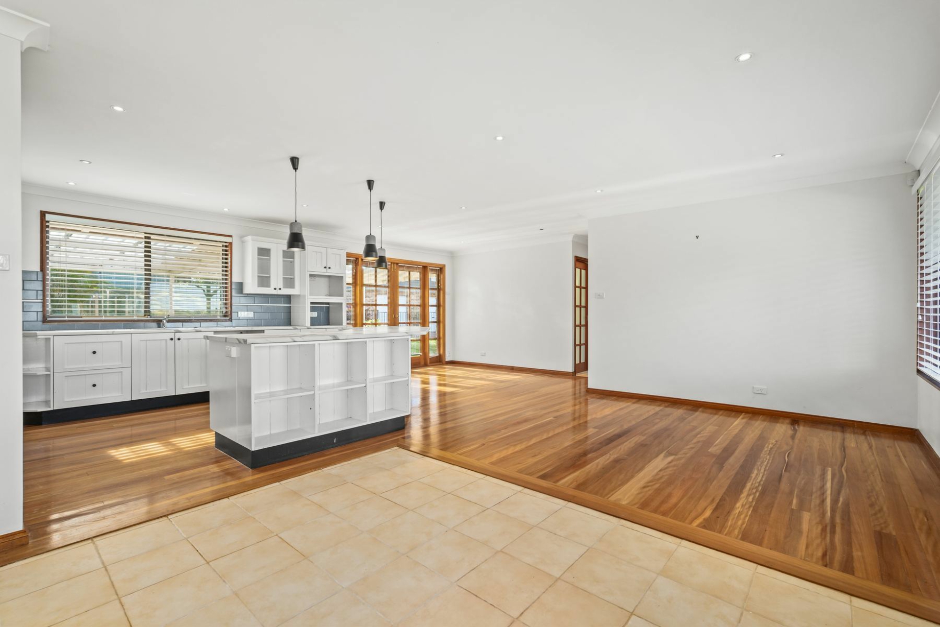 2 Dashwood Close — photo 6 of 15