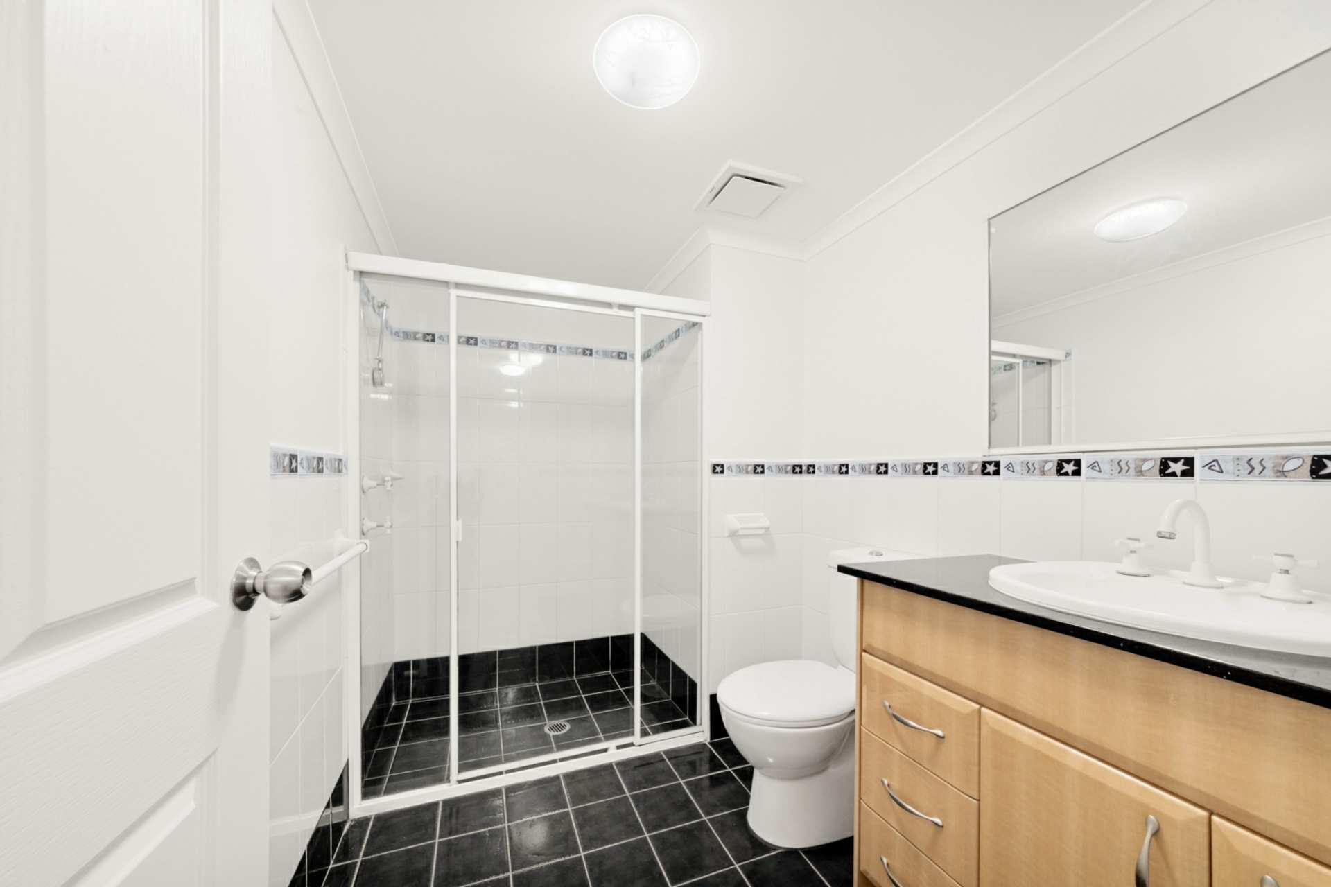 22/107-115 Henry Parry Drive — photo 7 of 10