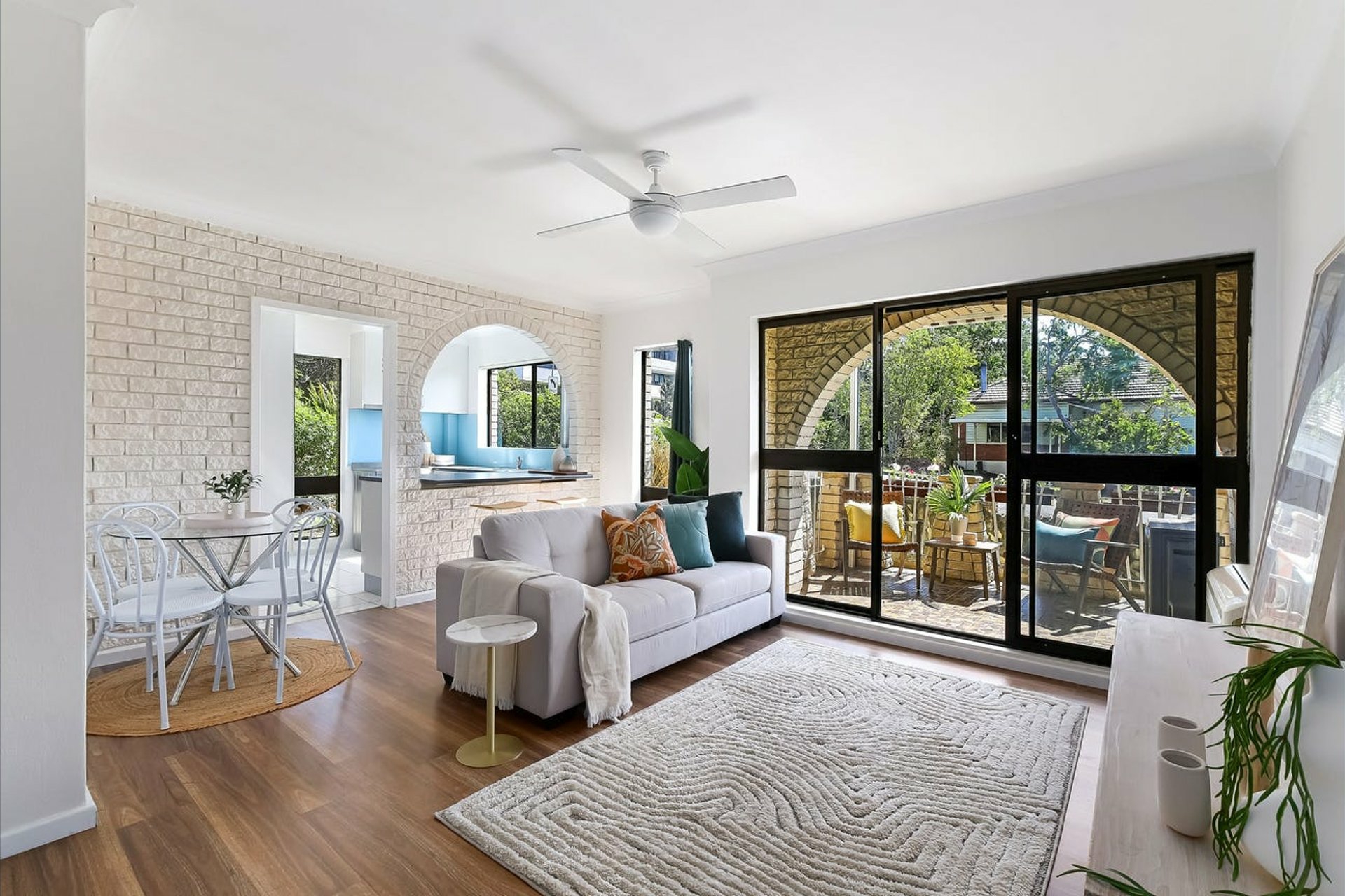 3/22 York Street — photo 3 of 8