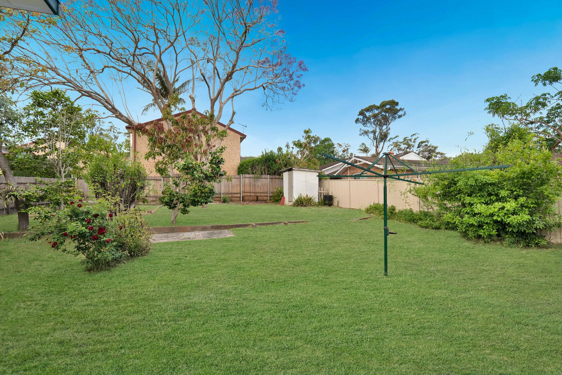 221 Brisbane Water Drive — photo 7 of 9
