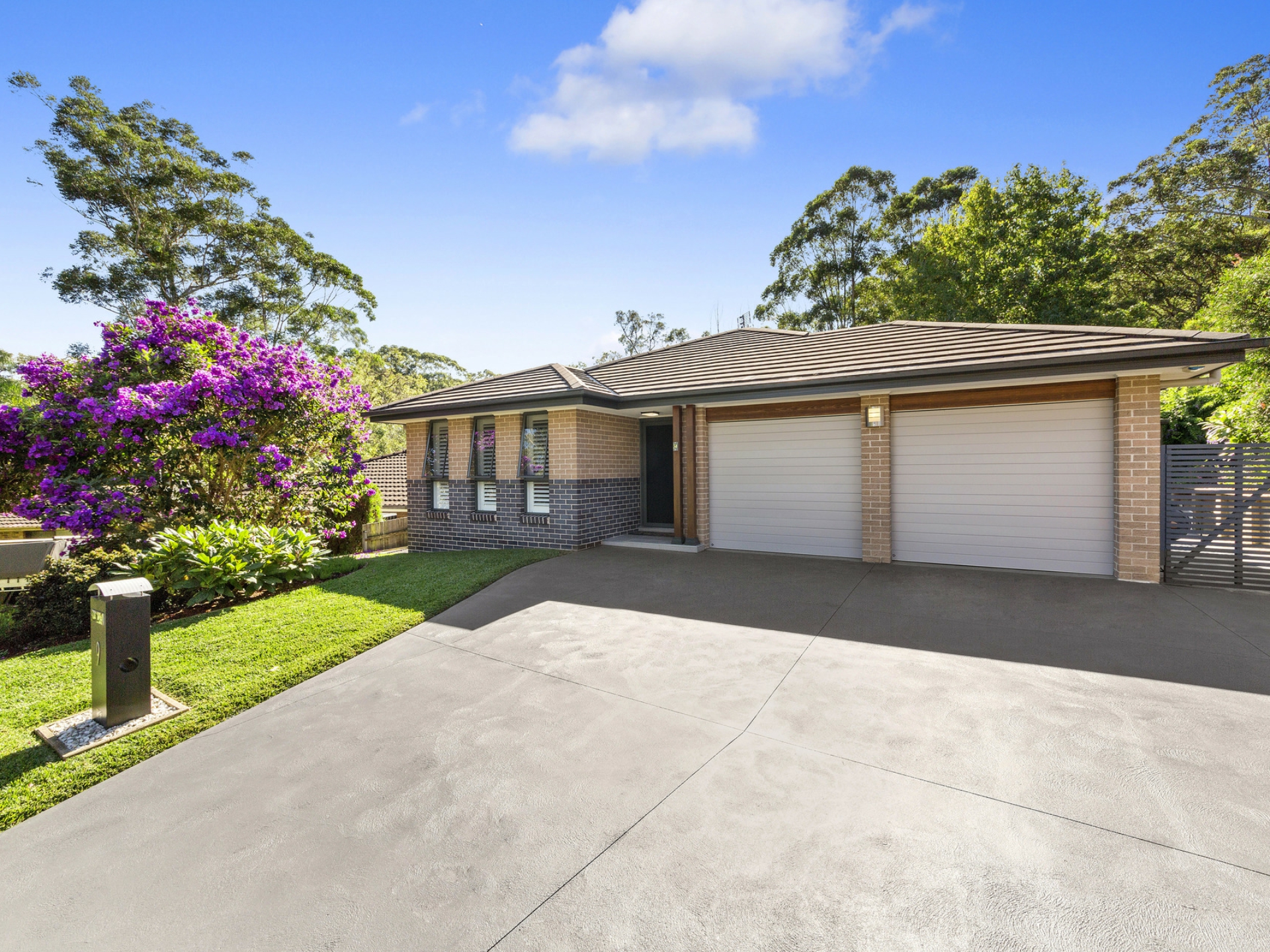 9 Holland Close, Springfield