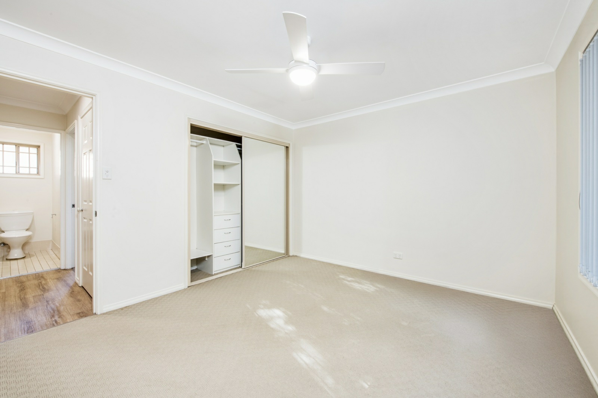 8/33 Newling Street, LISAROW