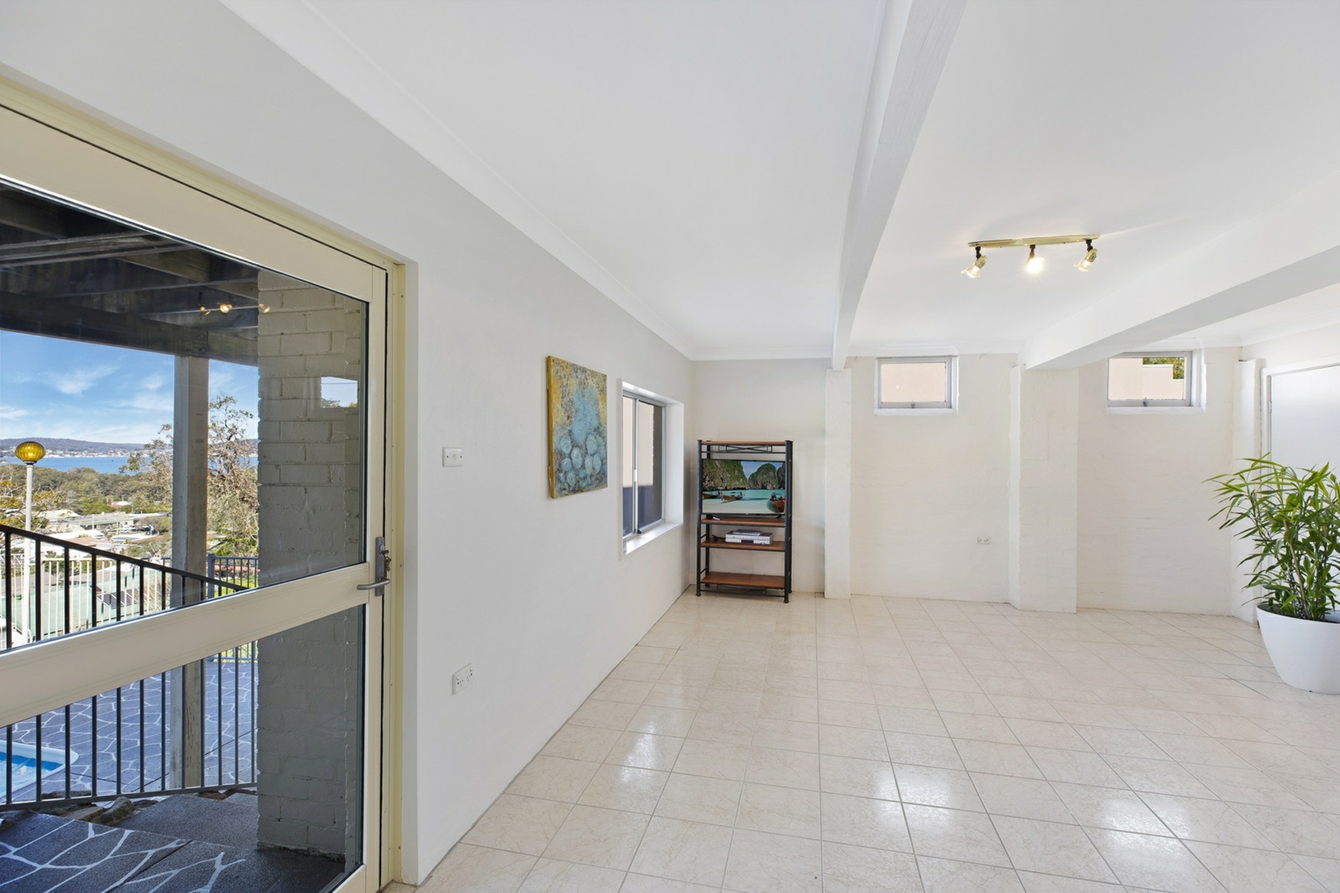 7 Bay View Avenue — photo 15 of 22