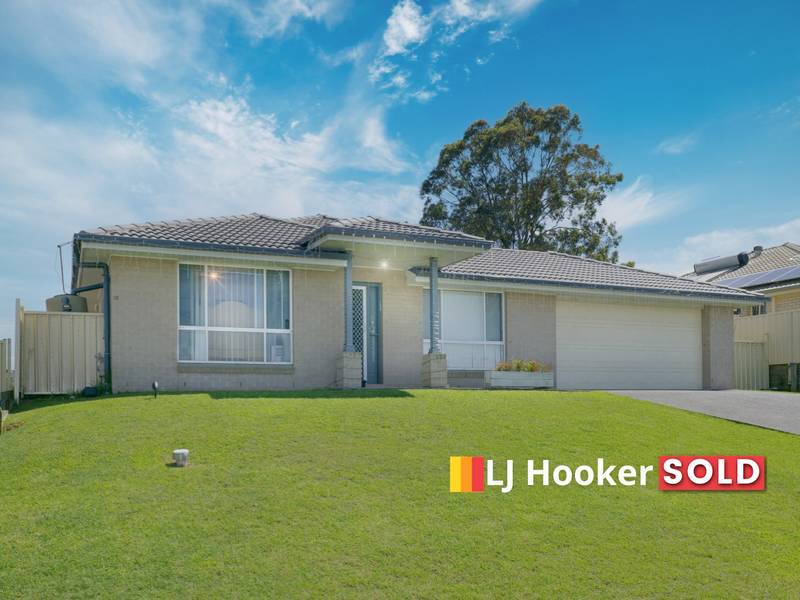 8 Brittany Avenue, Rutherford