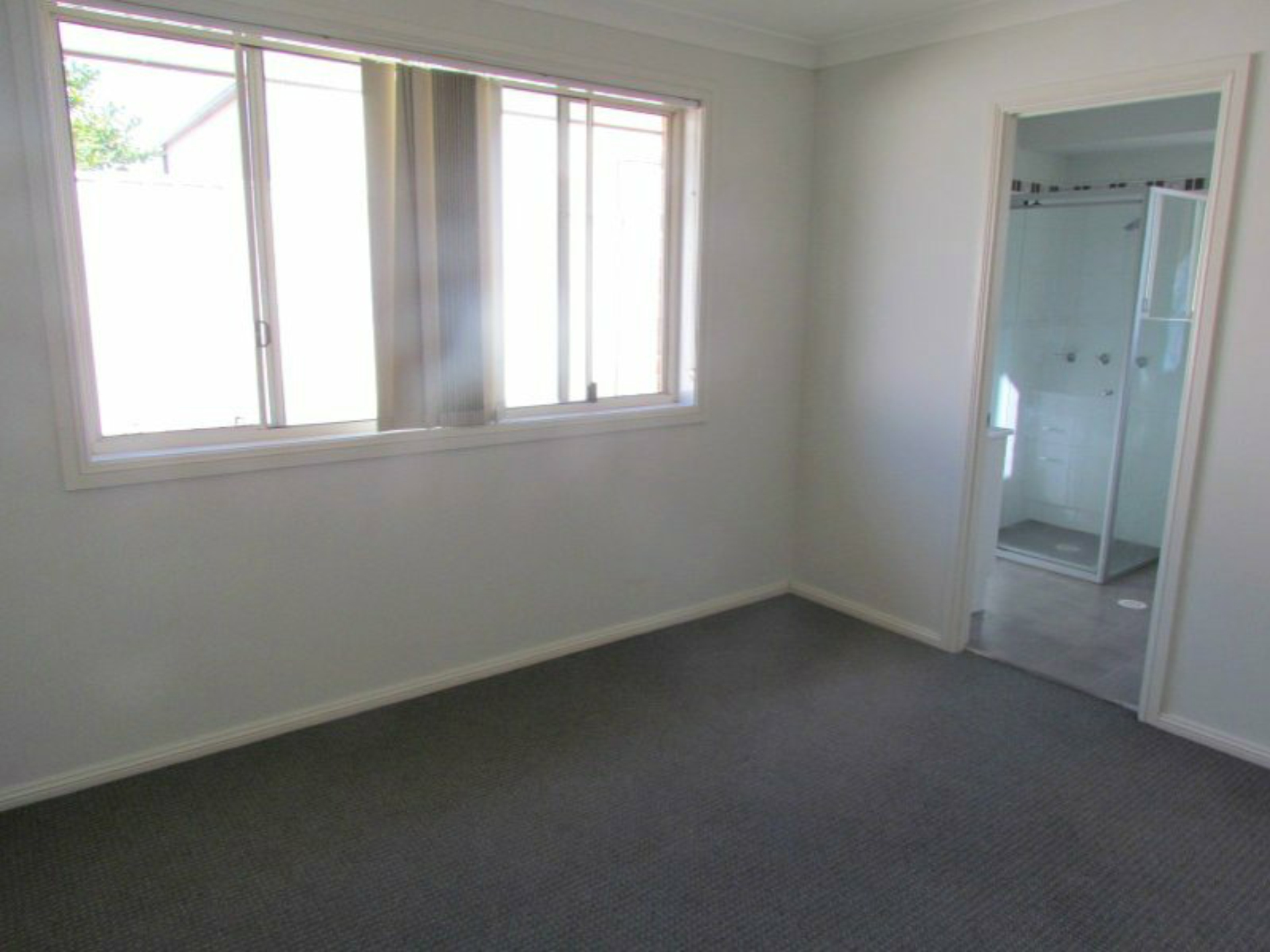 1/2 Rhodes Place, SINGLETON