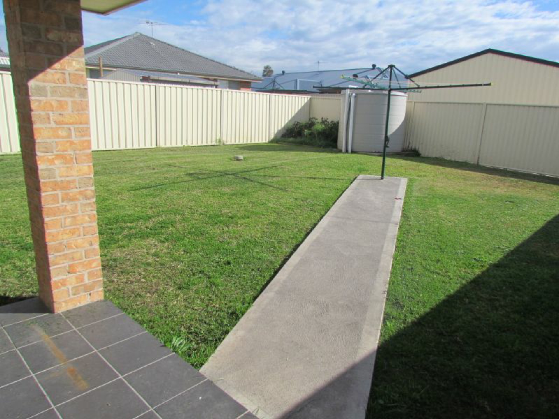 1/2 Rhodes Place, SINGLETON