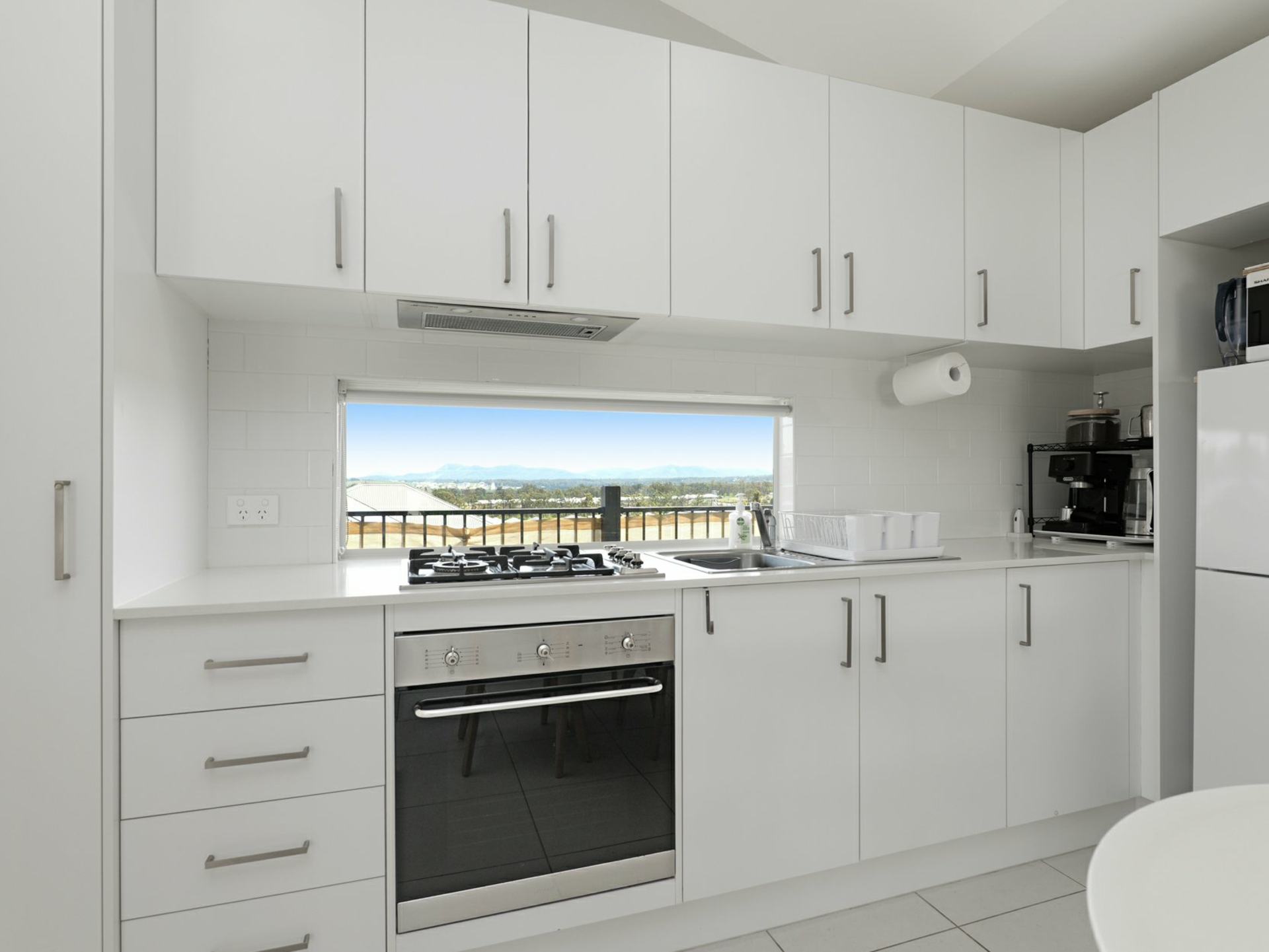 19 Rampling Avenue — photo 3 of 8