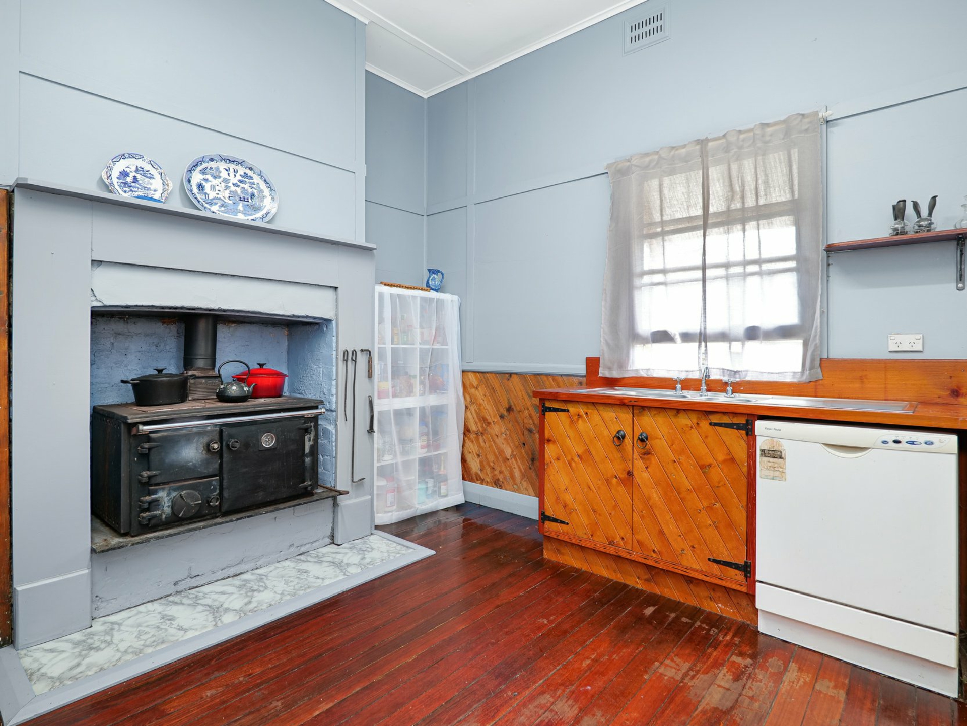 2 Rothbury Street North Rothbury NSW Property Details LJ Hooker