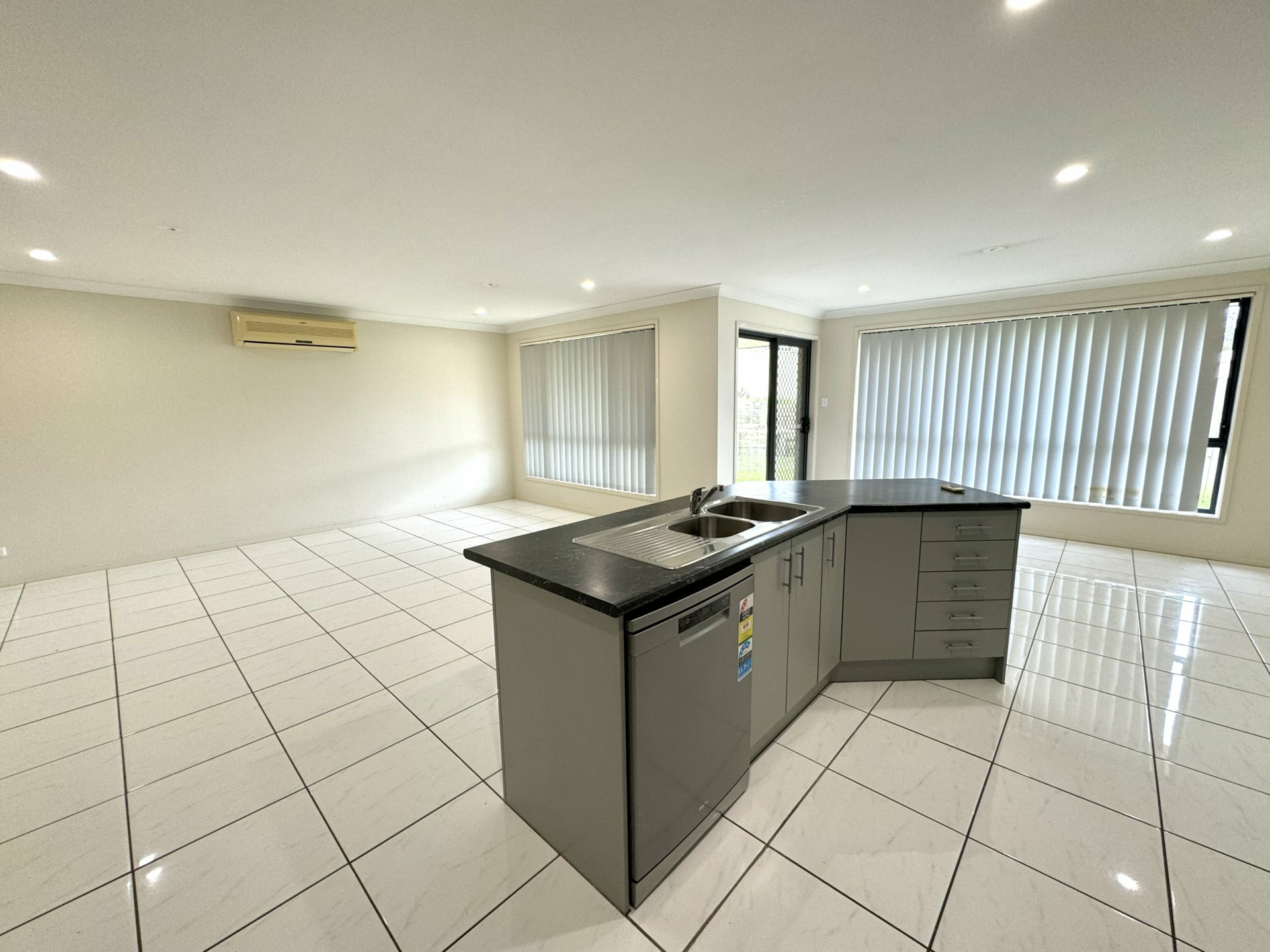 144a Casey Drive, SINGLETON