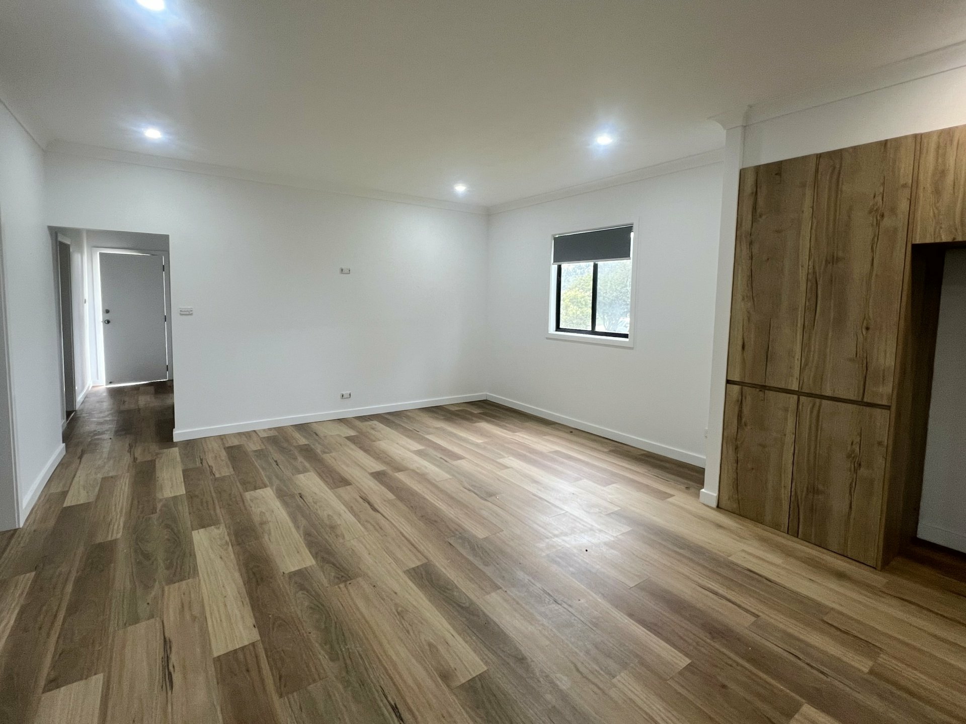 24 High Street — photo 2 of 11