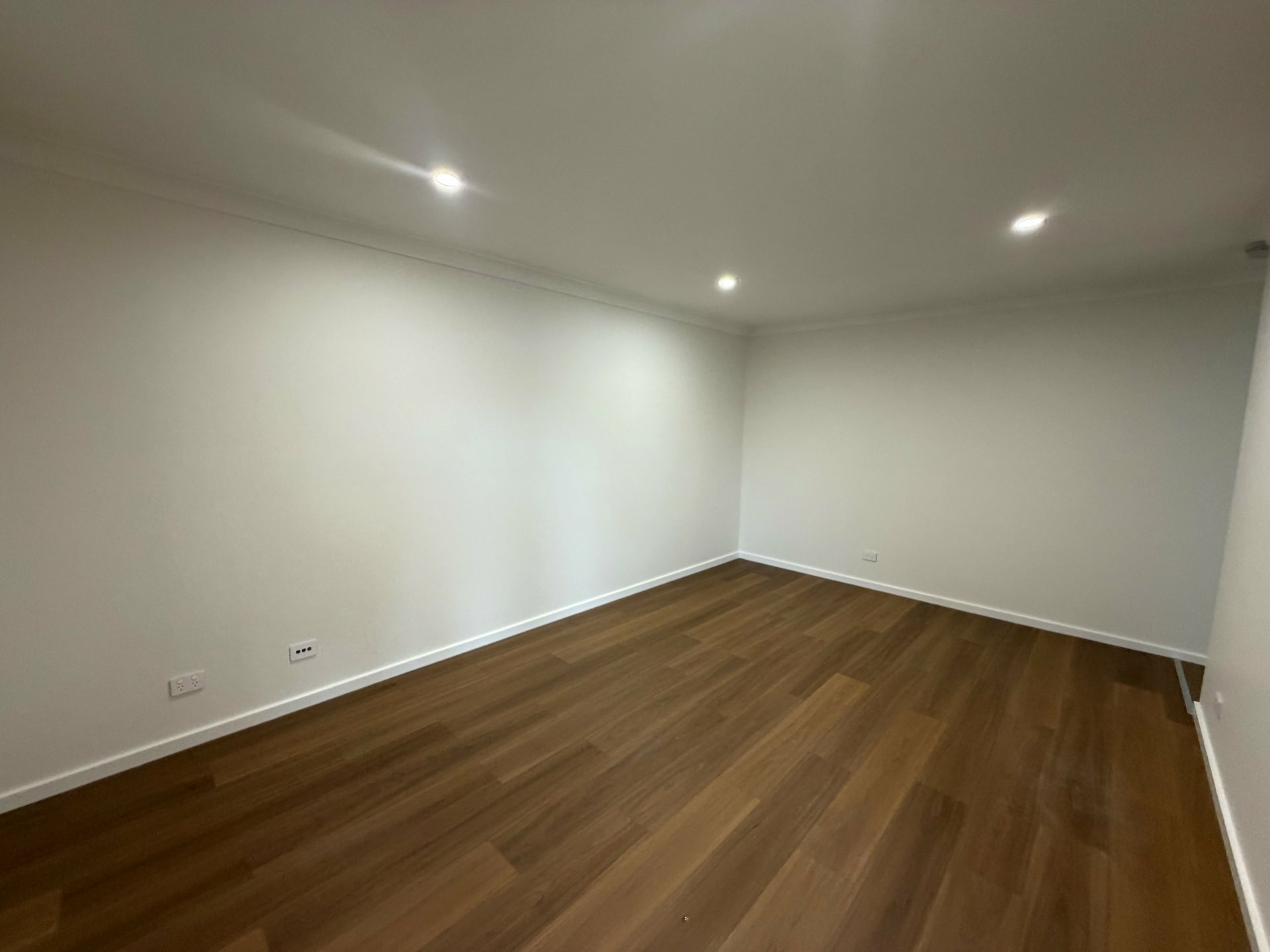 18 Nicholas Conoly Drive — photo 4 of 9