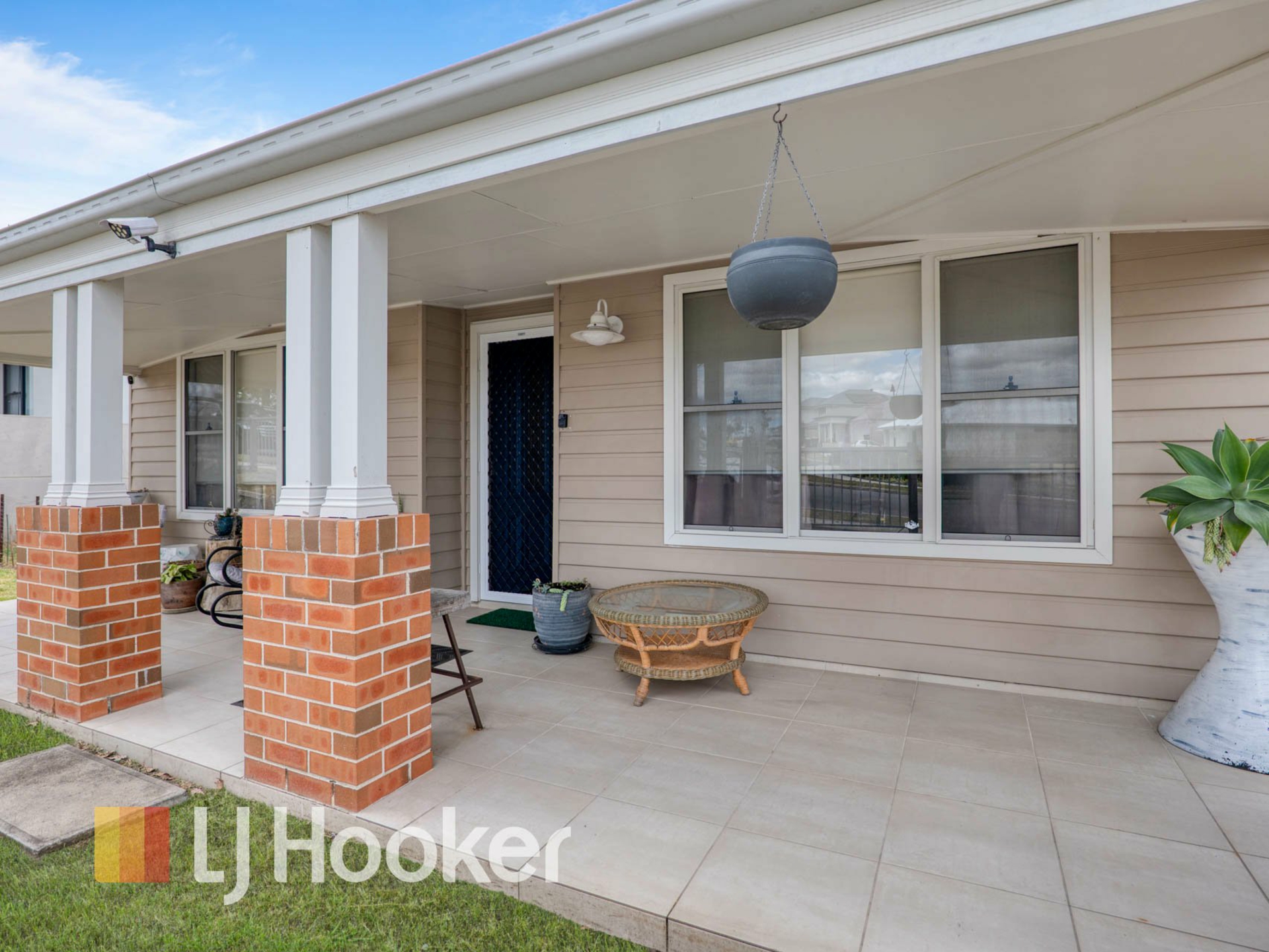 42 McGann Drive — photo 2 of 15