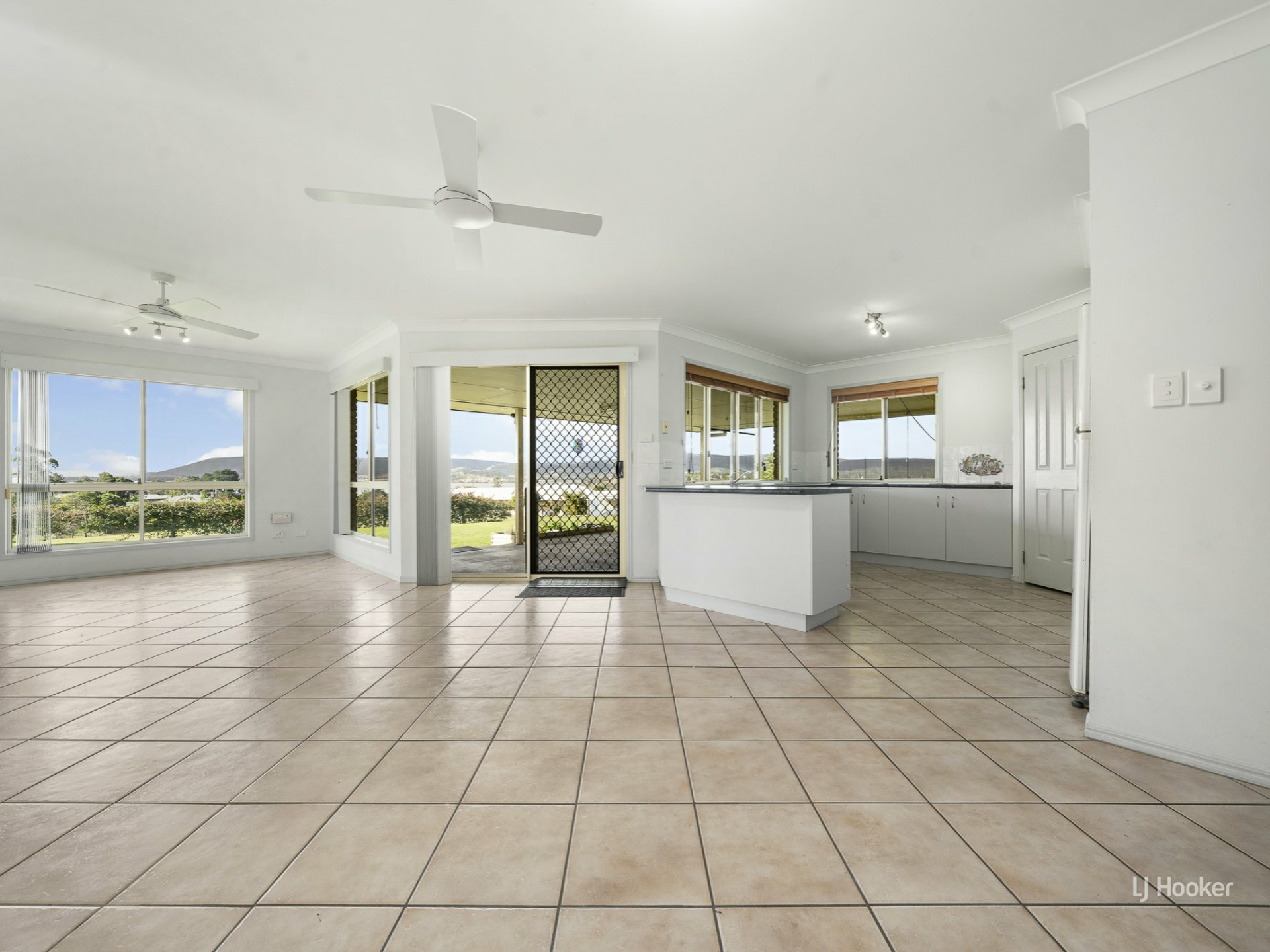 33 Ezra Drive, HAZELDEAN