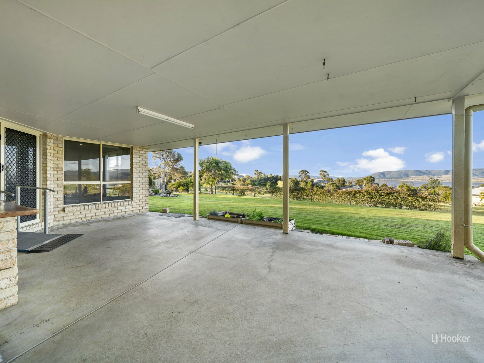 33 Ezra Drive, HAZELDEAN