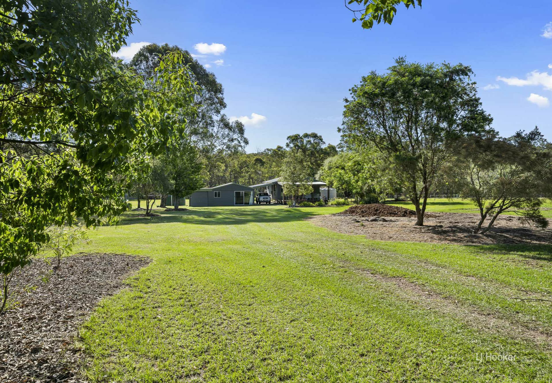 125 Martin Crescent, BENARKIN NORTH