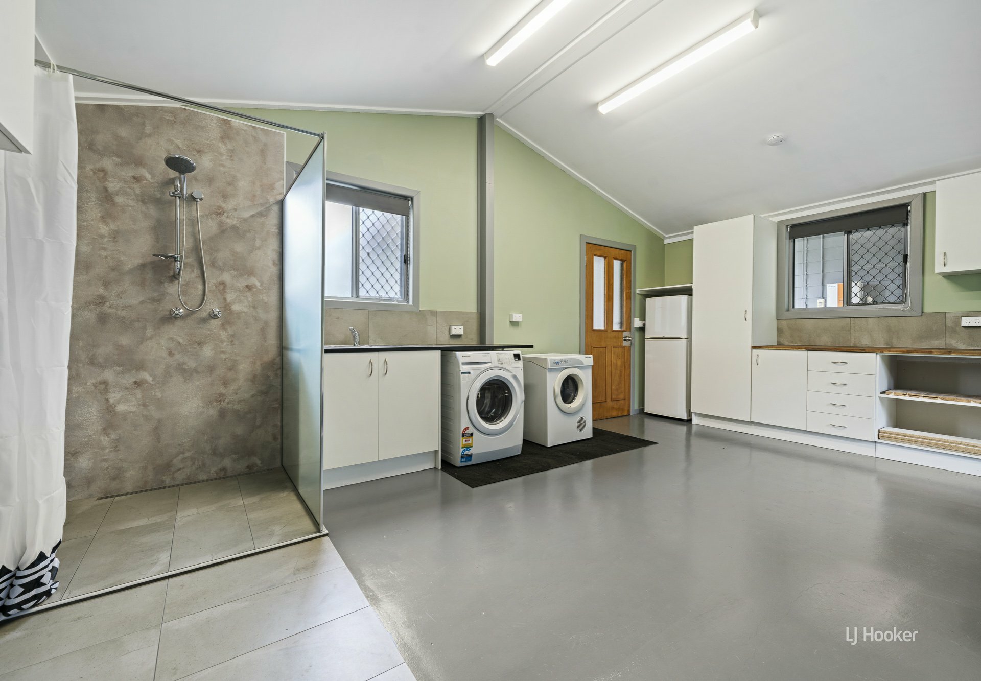 125 Martin Crescent, BENARKIN NORTH