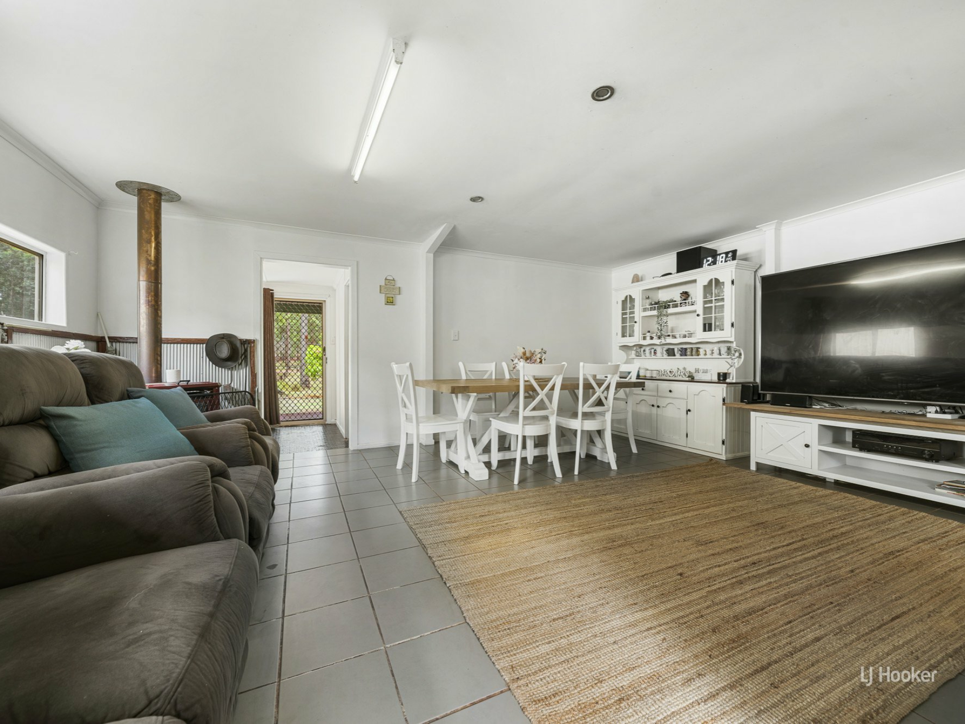 6 McLaughlan Road, BENARKIN NORTH