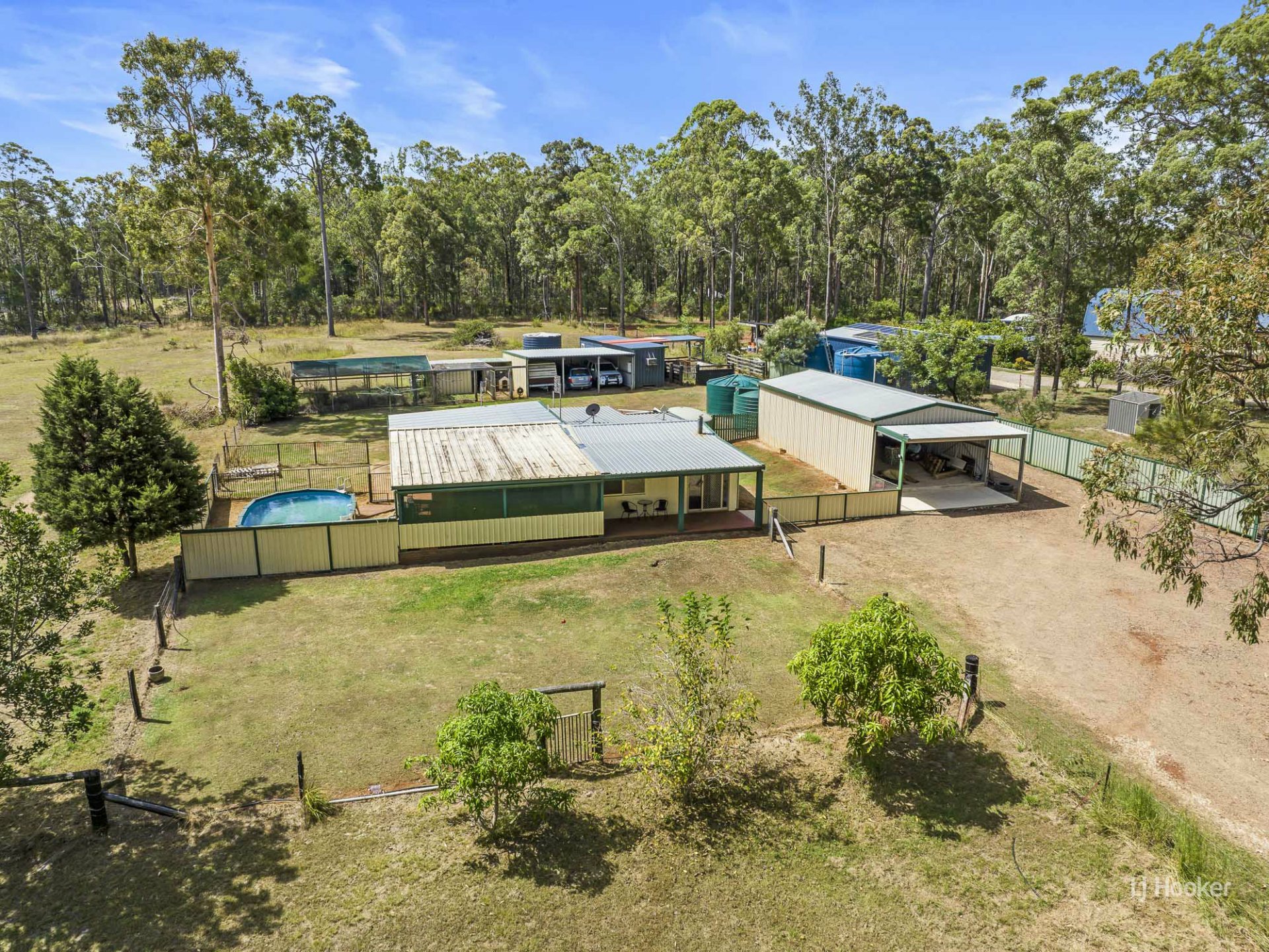 6 McLaughlan Road, BENARKIN NORTH