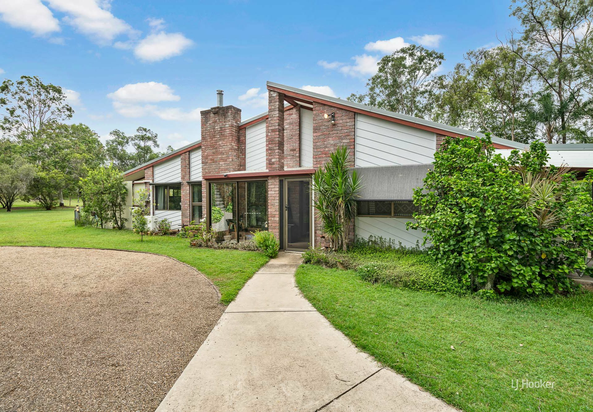 232 Esk-Hampton Road Esk QLD - Property Details - LJ Hooker