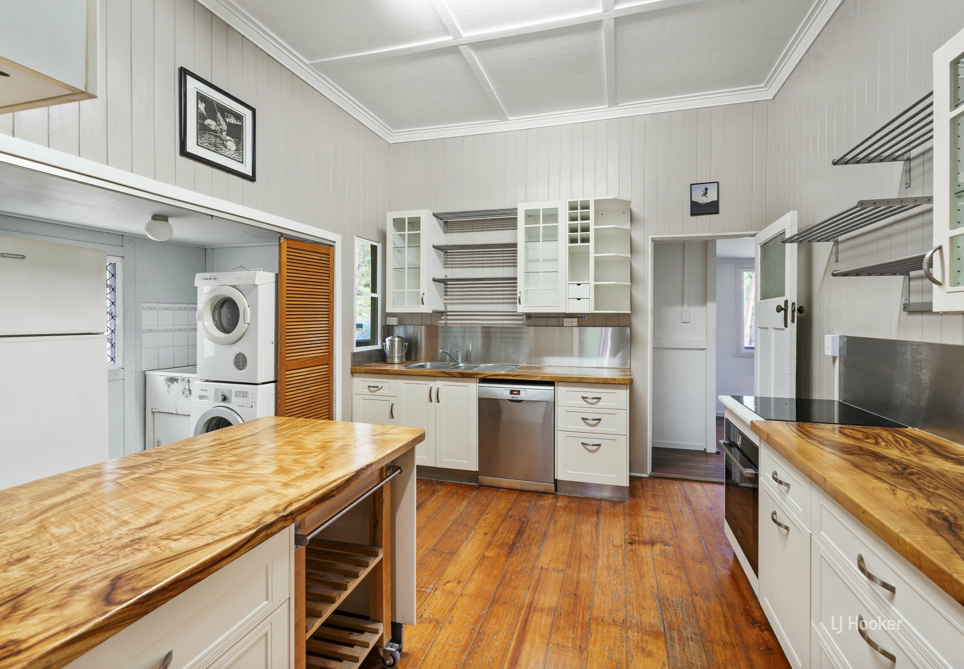 12 Hill Street, ESK