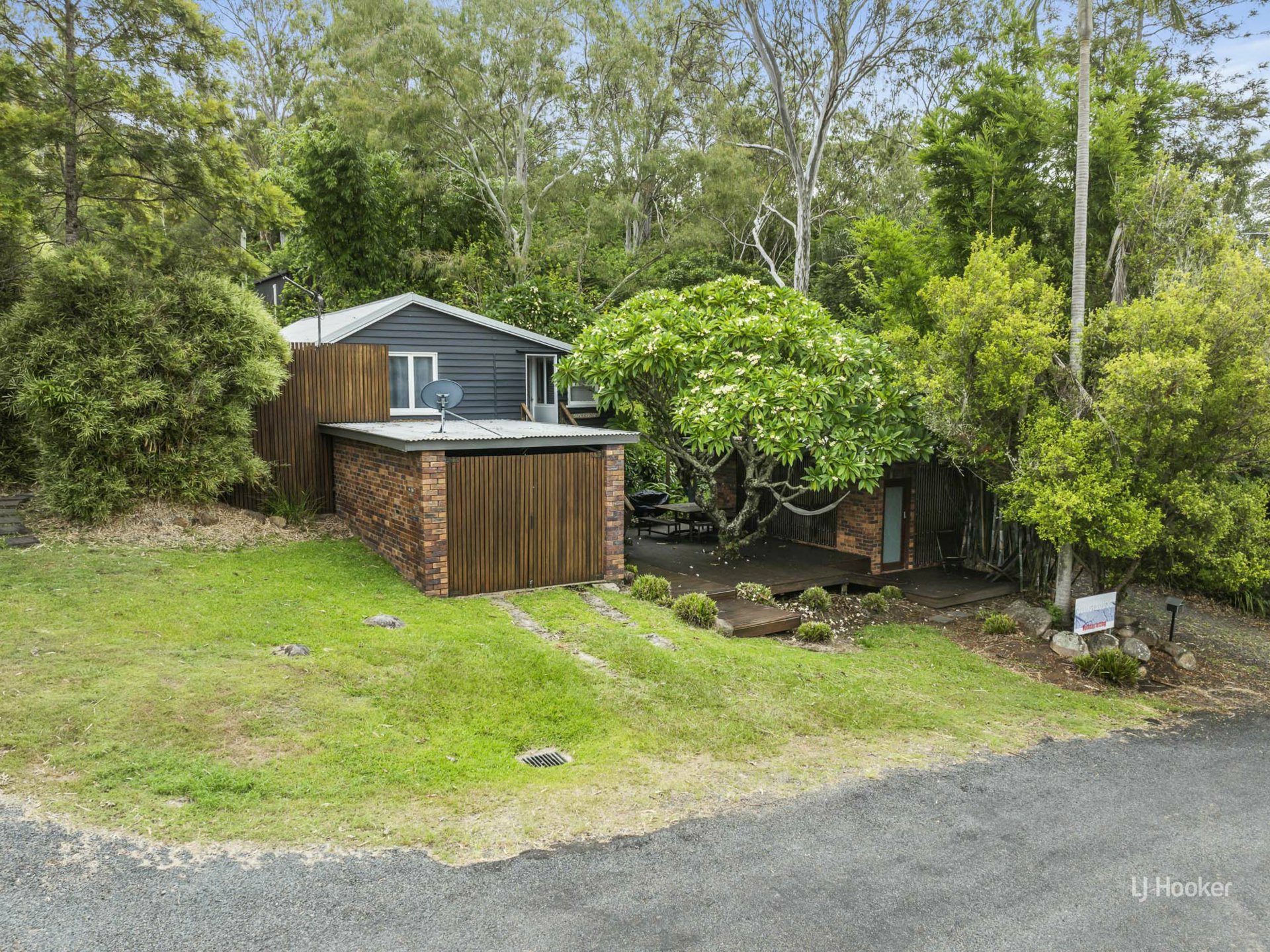 2 Albert Street, SOMERSET DAM