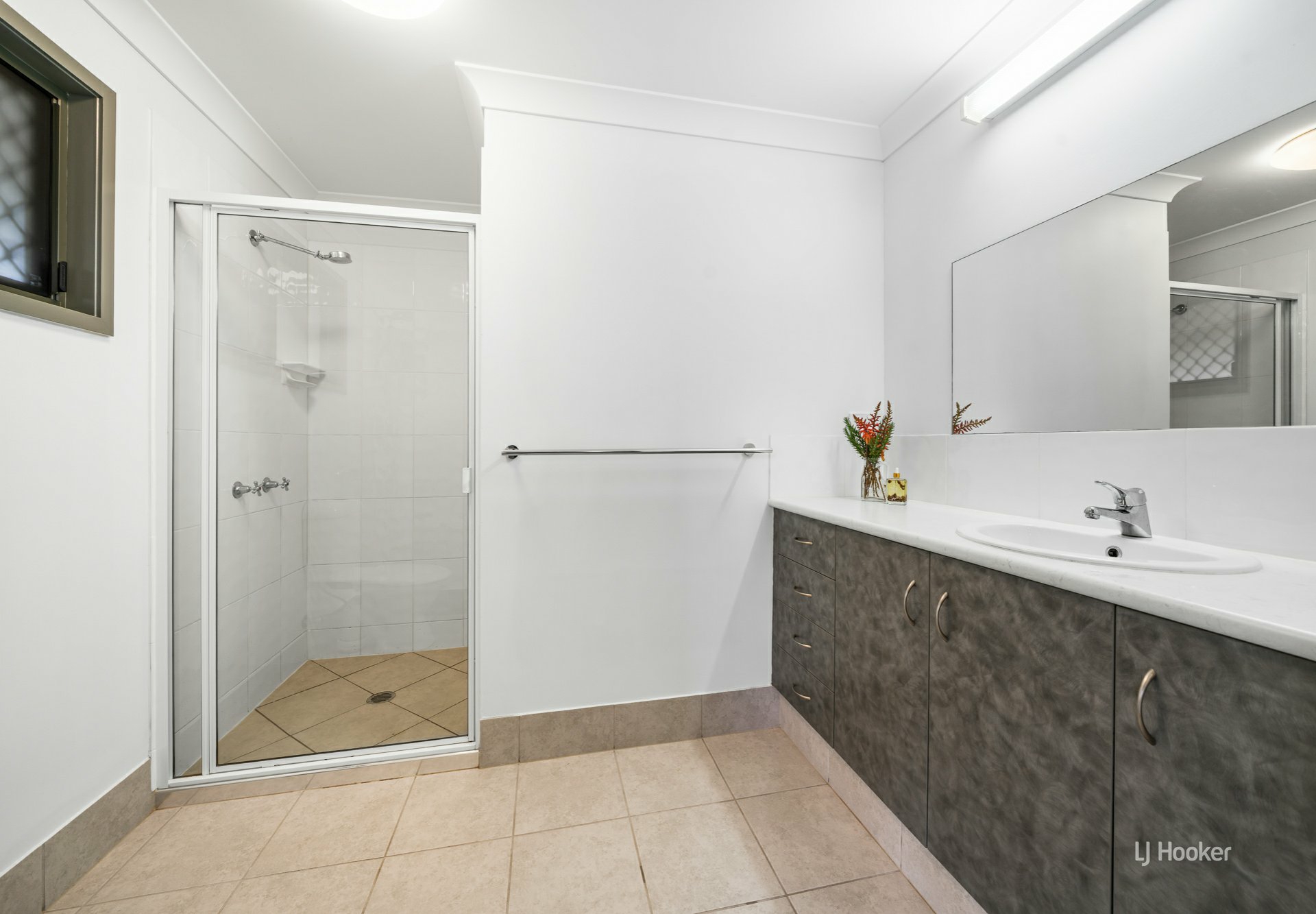 200 Harper Road — photo 7 of 22