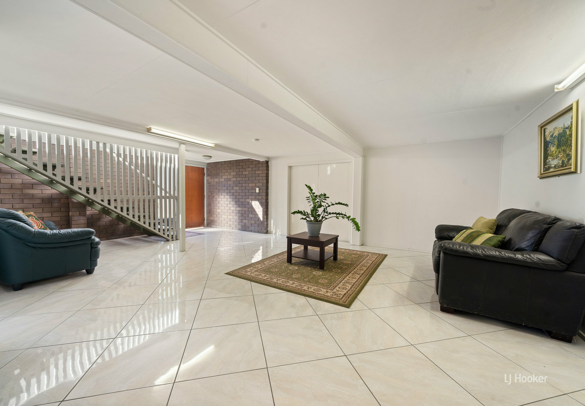 25 Abbotsford Street — photo 12 of 21