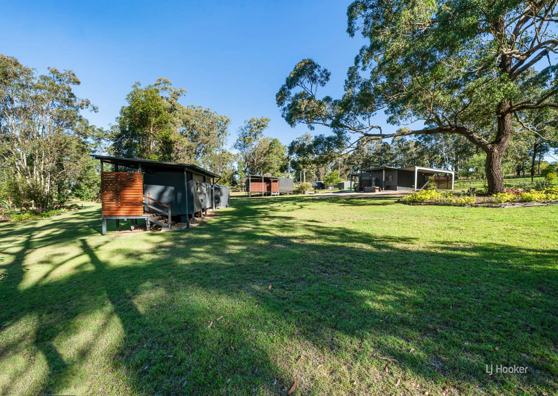 46 Griffin Road — photo 4 of 21