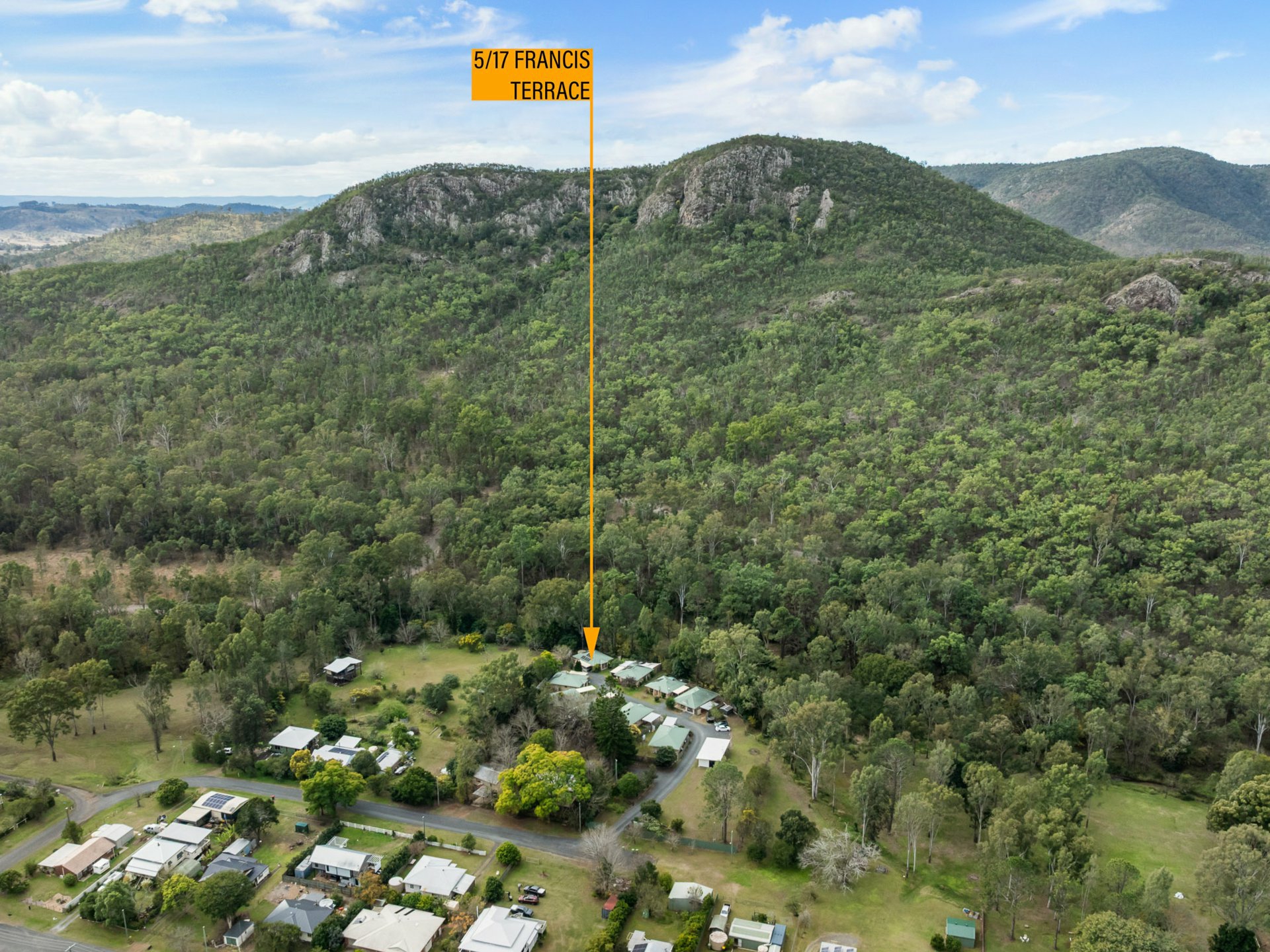 5/17 Francis Terrace — photo from LJ Hooker Esk | Toogoolawah