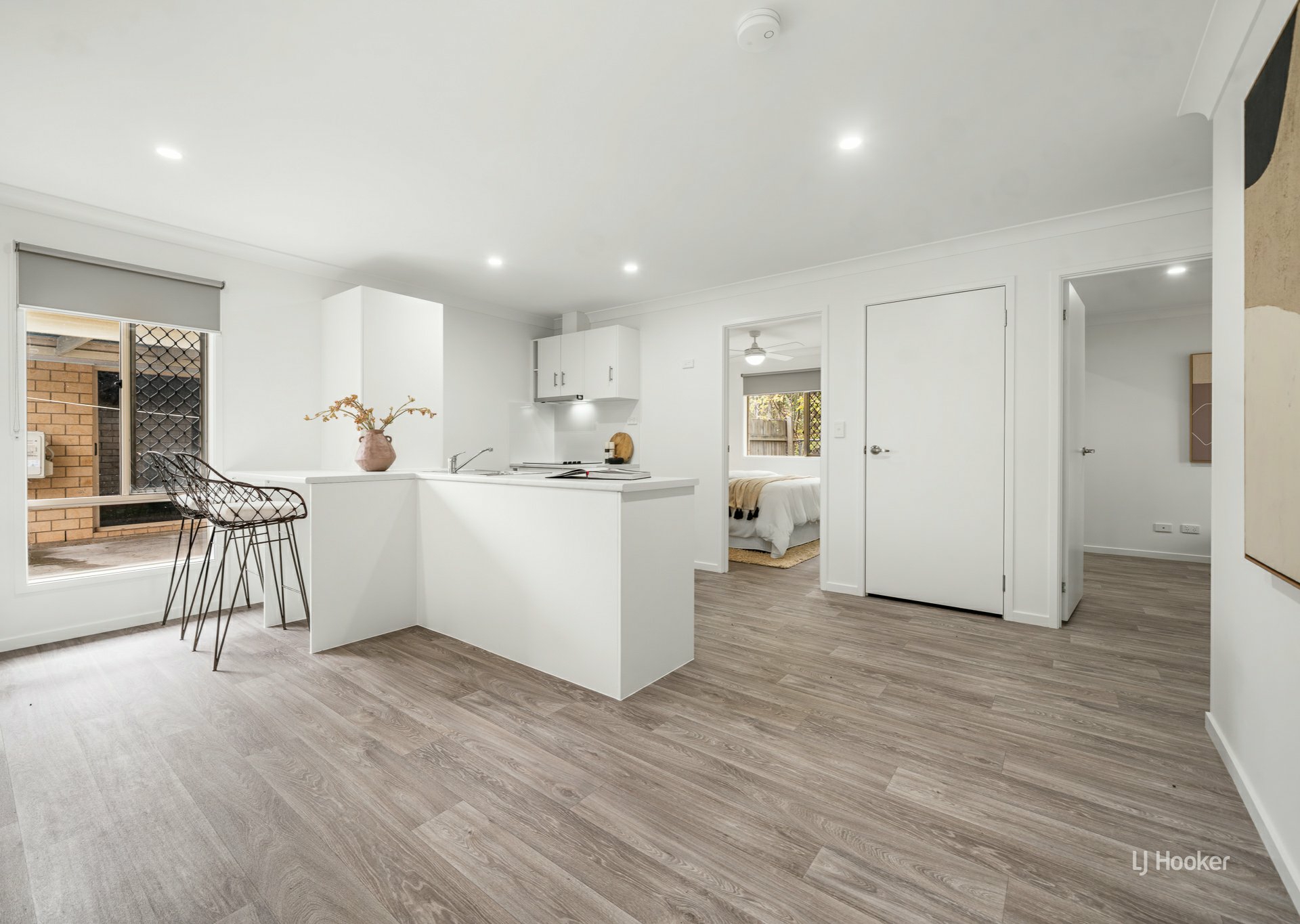 8/17 Francis Terrace — photo 10 of 21