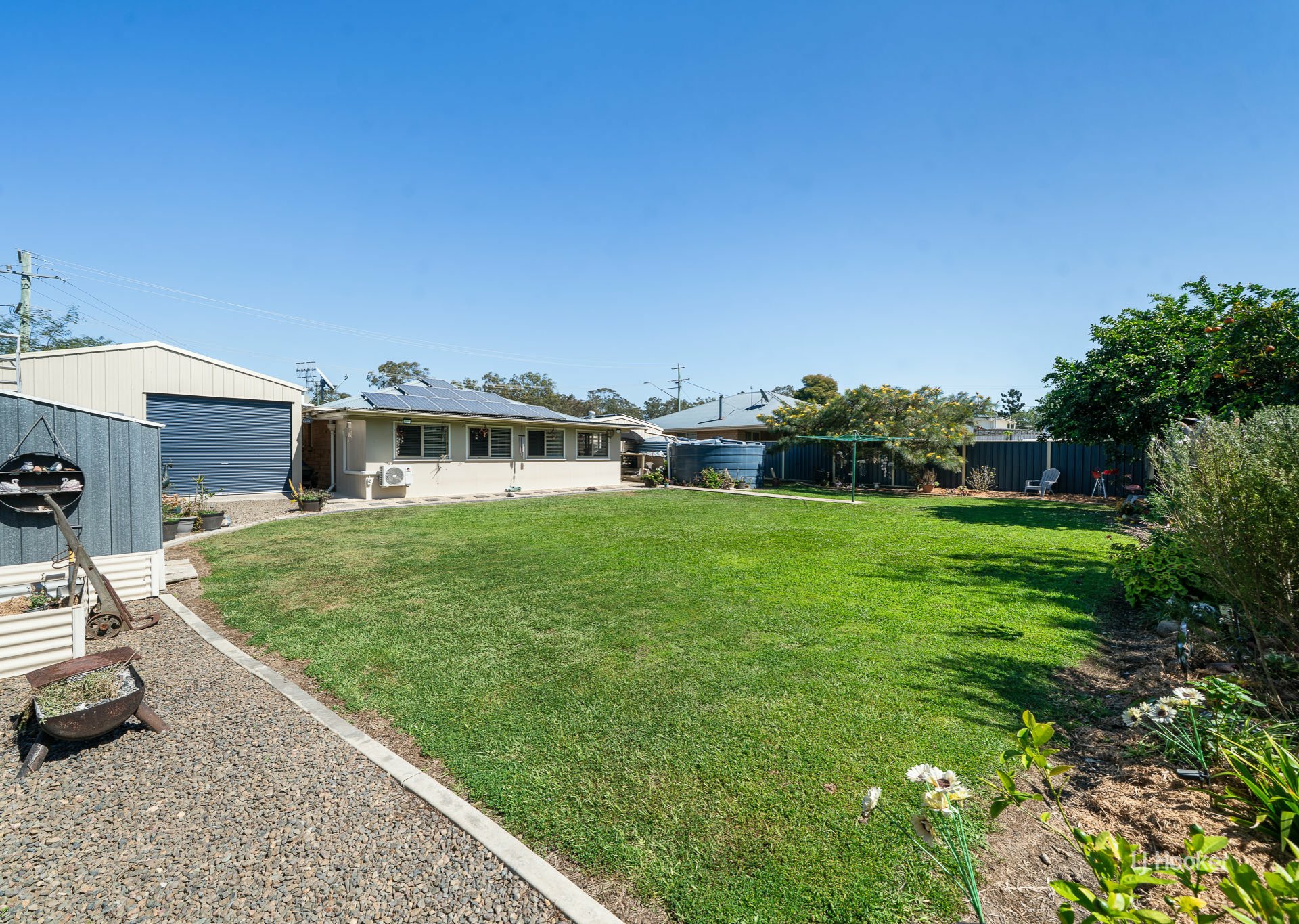 8504 Brisbane Valley Highway — photo 14 of 18