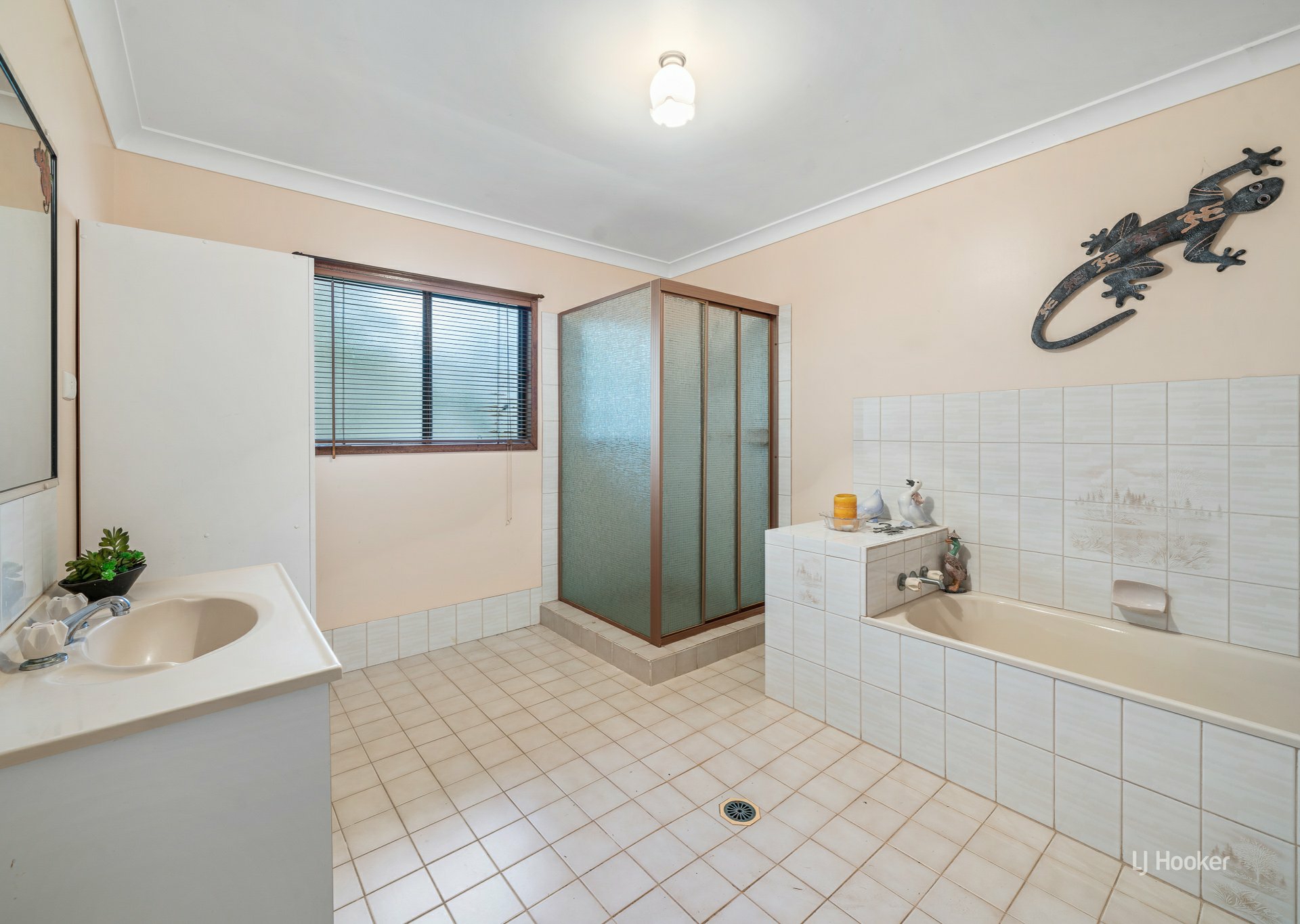 174 Old Esk North Road — photo 9 of 20