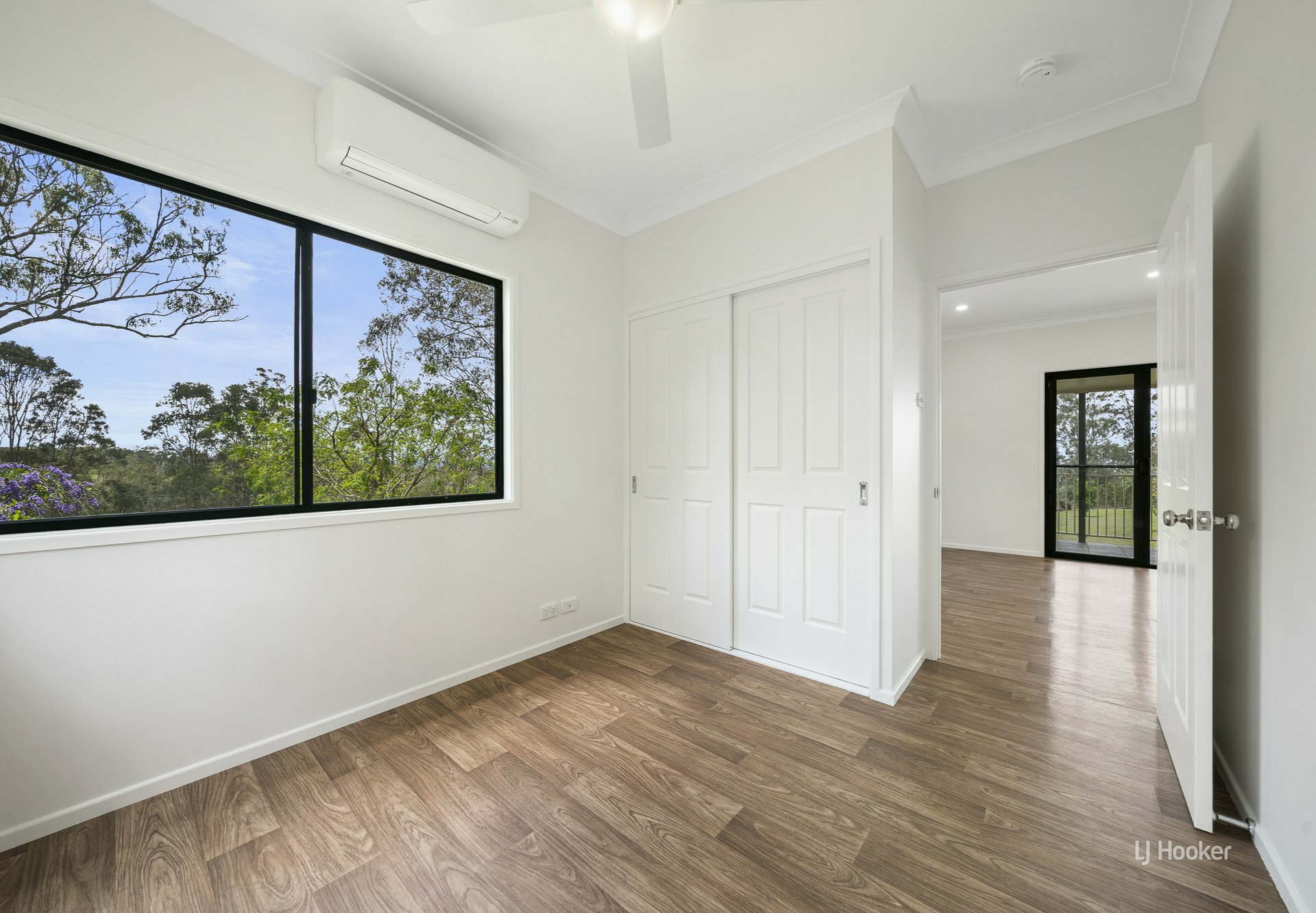 9 Crest Court — photo 8 of 19
