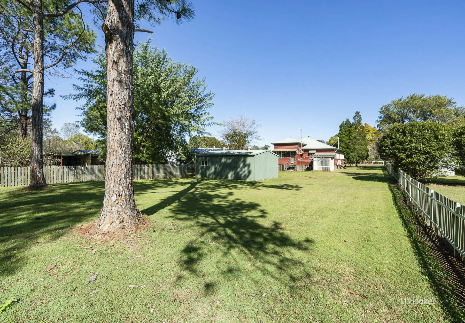 7 Russell Street — photo 13 of 16