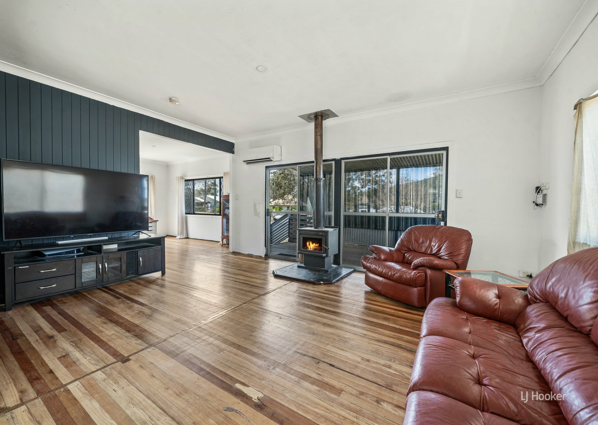 11 Church Street — photo from LJ Hooker Esk | Toogoolawah